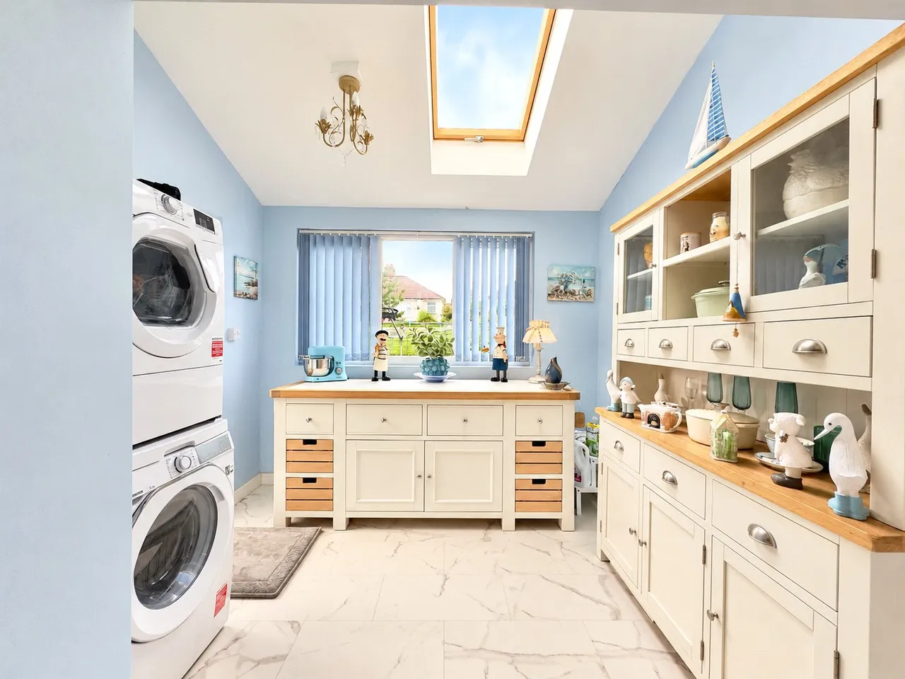 Brookside Crescent, Saughall Massie, CH49, photo 7