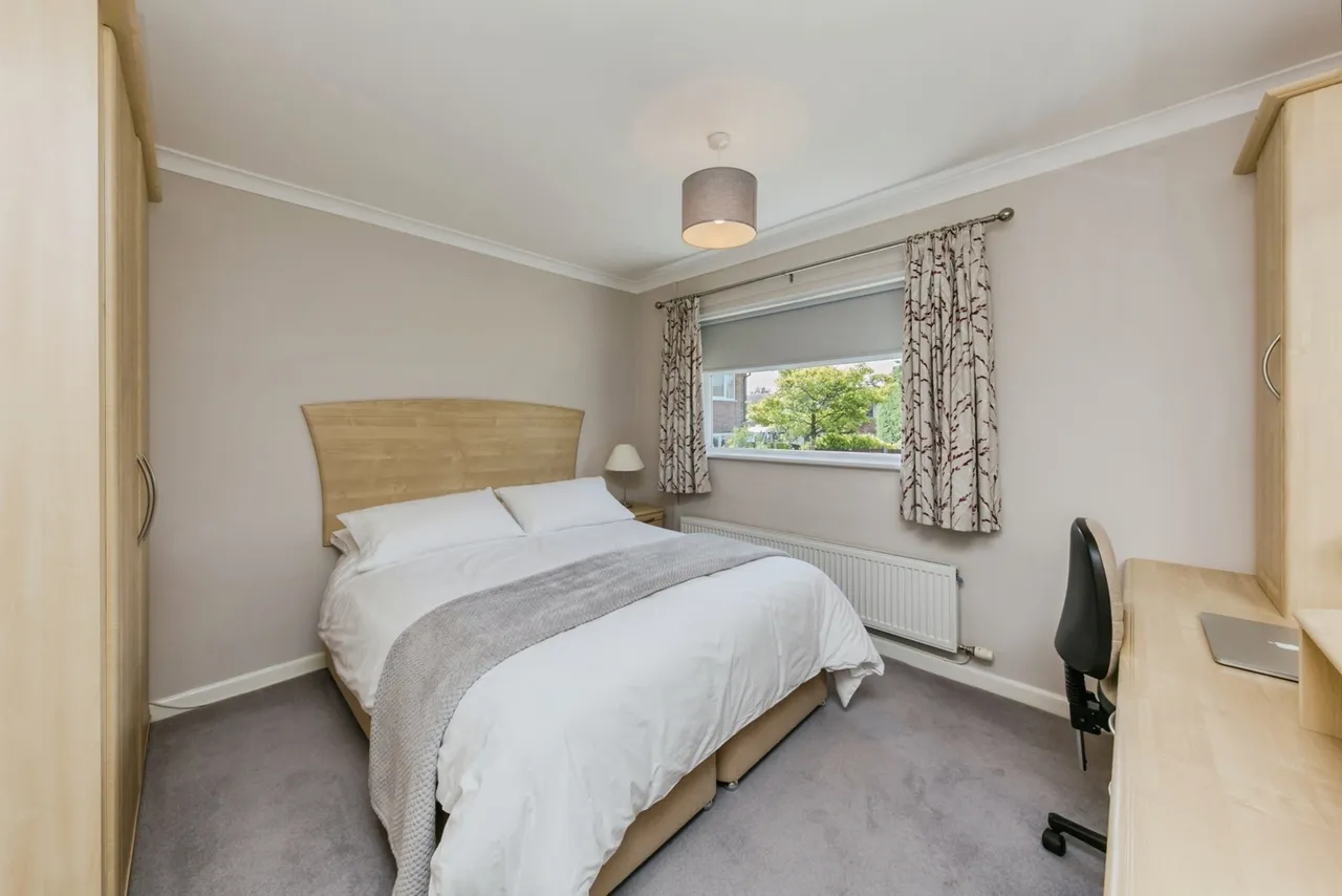 Peterborough Close, Macclesfield, Cheshire, SK10, photo 8
