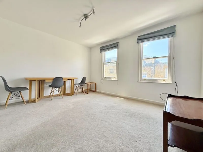 2 bed flat to rent — Hoxton Street, London N1 5LH