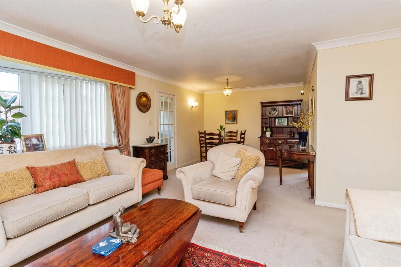 Creswell Farm Drive, Stafford, photo 2