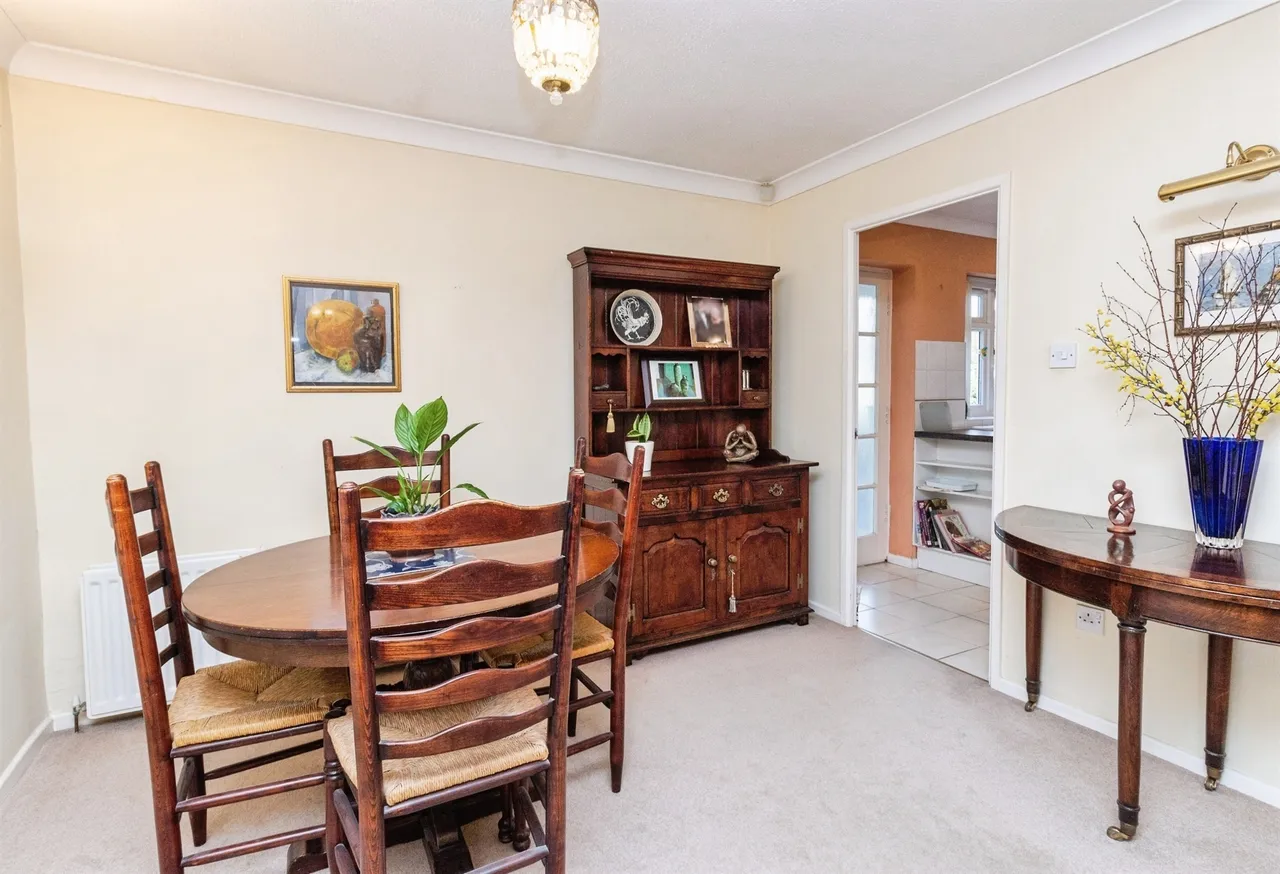 Creswell Farm Drive, Stafford, photo 4