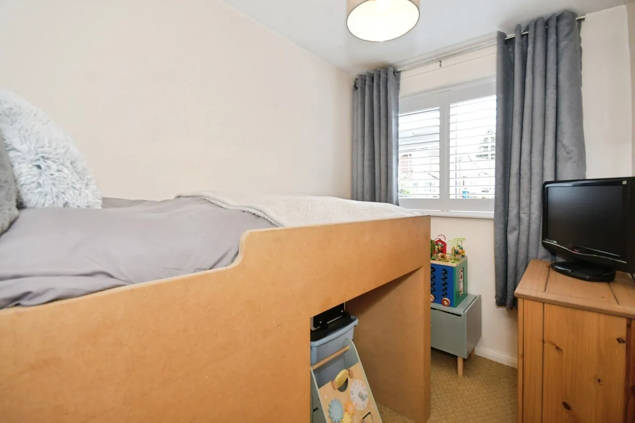 Dale Bank Crescent, New Whittington, Chesterfield, Derbyshire, S43, photo 20