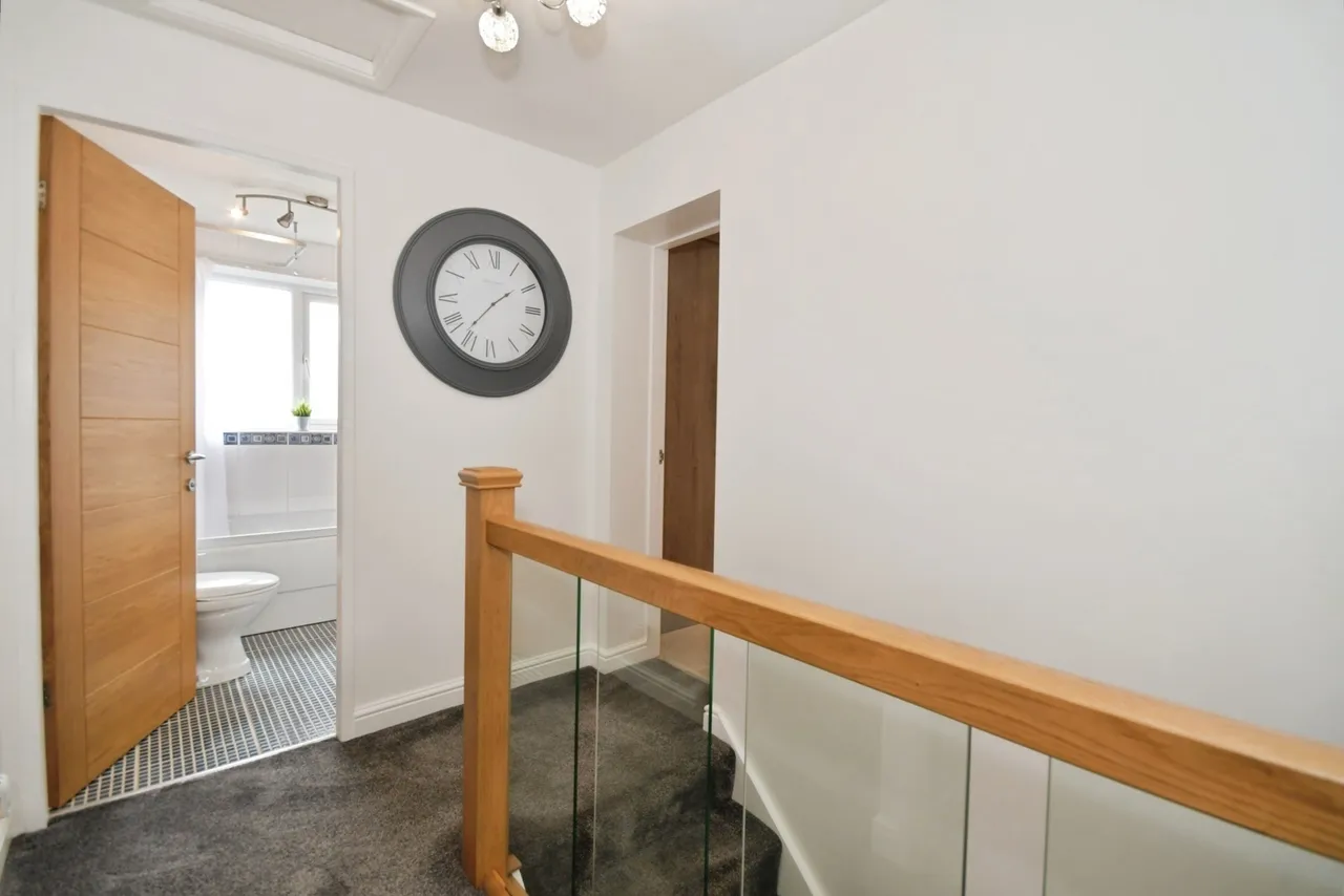 Dale Bank Crescent, New Whittington, Chesterfield, Derbyshire, S43, photo 12