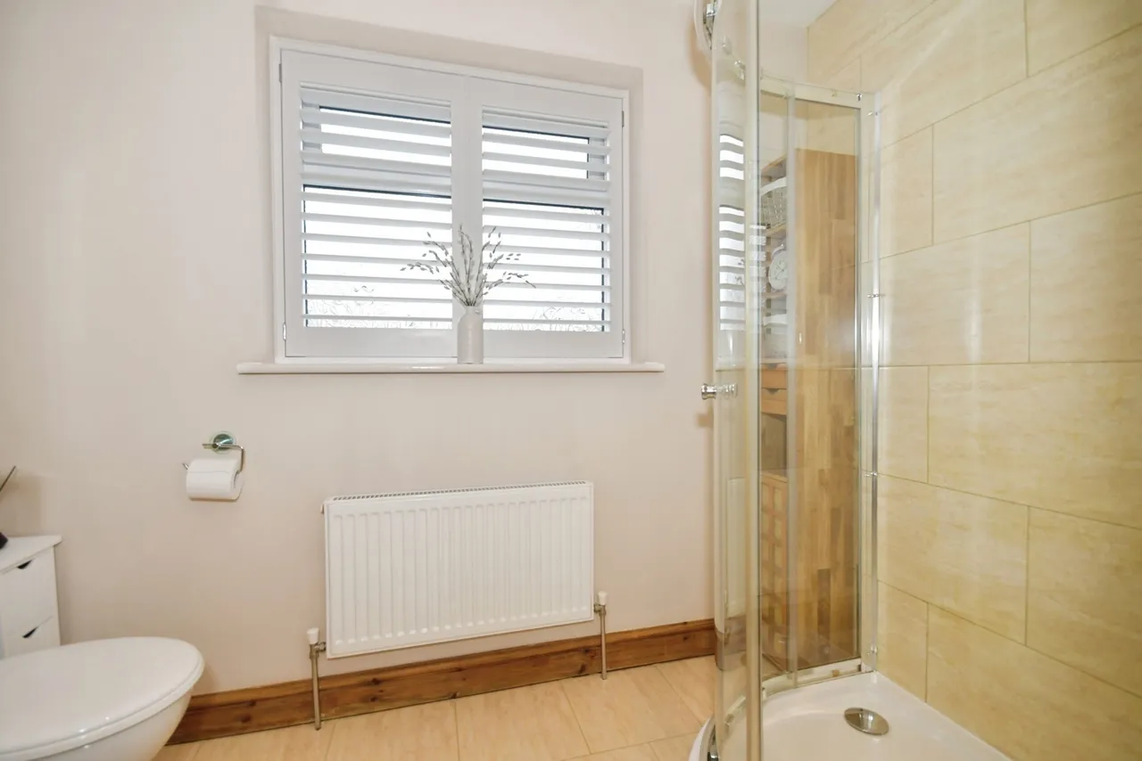 Dale Bank Crescent, New Whittington, Chesterfield, Derbyshire, S43, photo 15