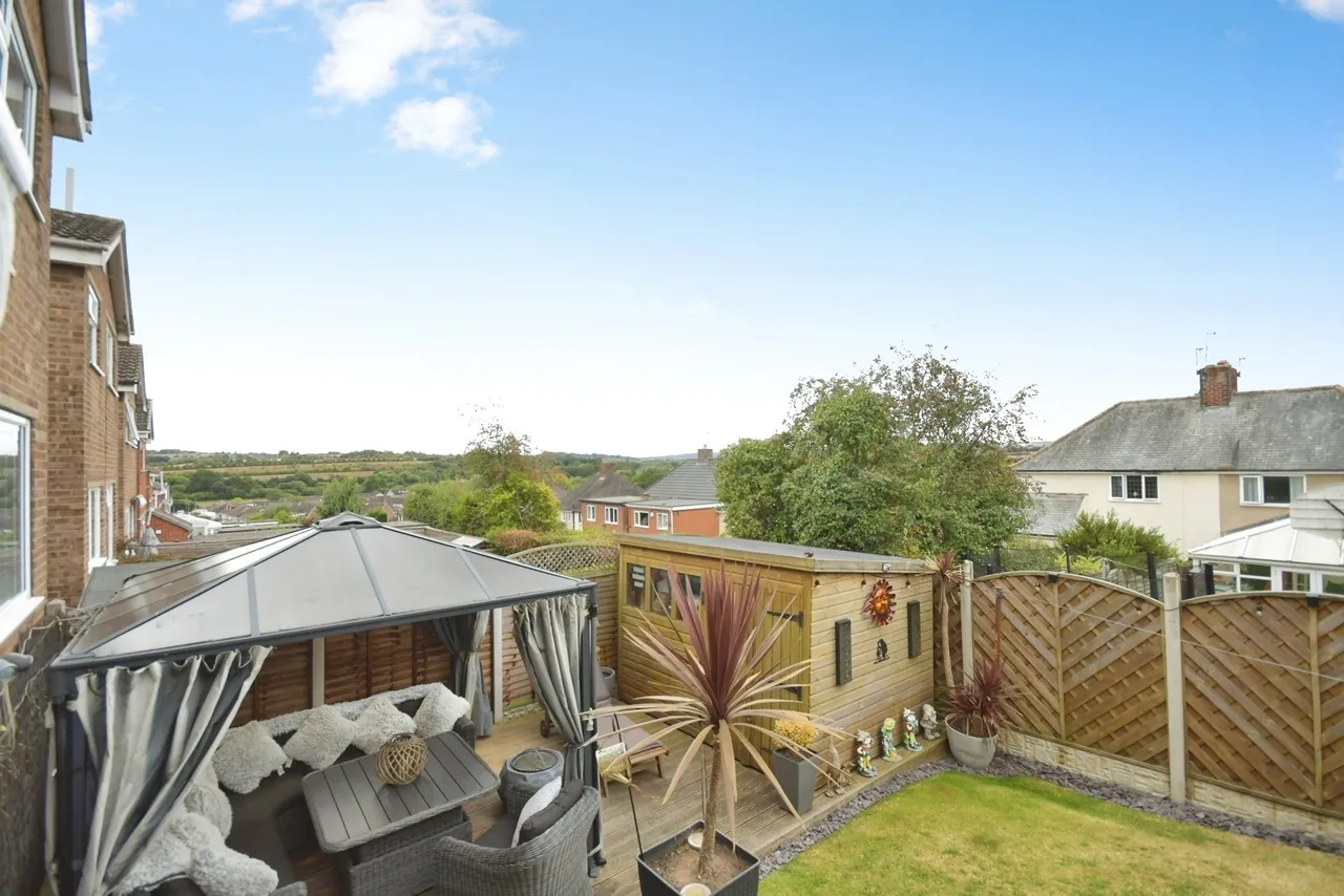 Dale Bank Crescent, New Whittington, Chesterfield, Derbyshire, S43, photo 29