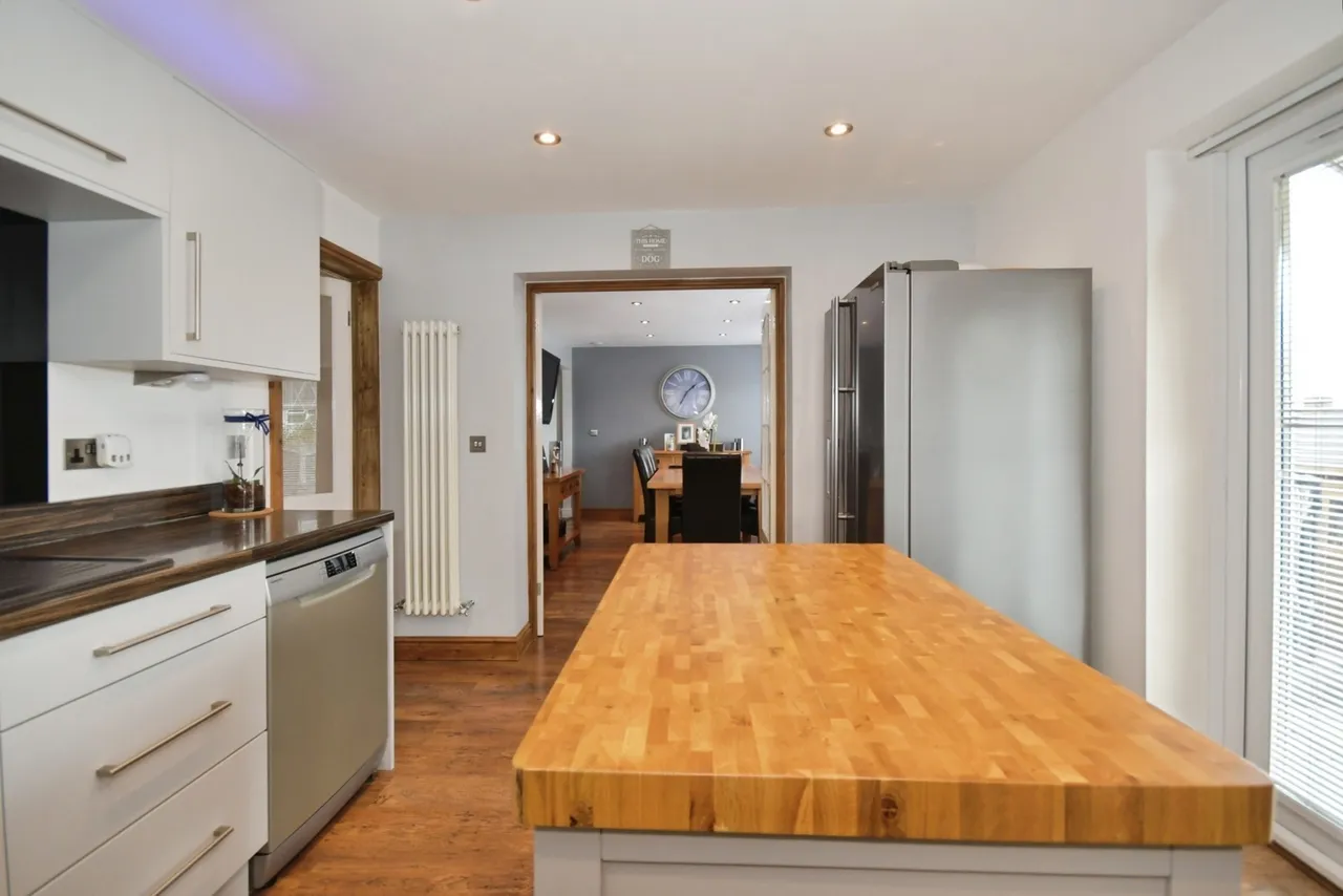Dale Bank Crescent, New Whittington, Chesterfield, Derbyshire, S43, photo 6