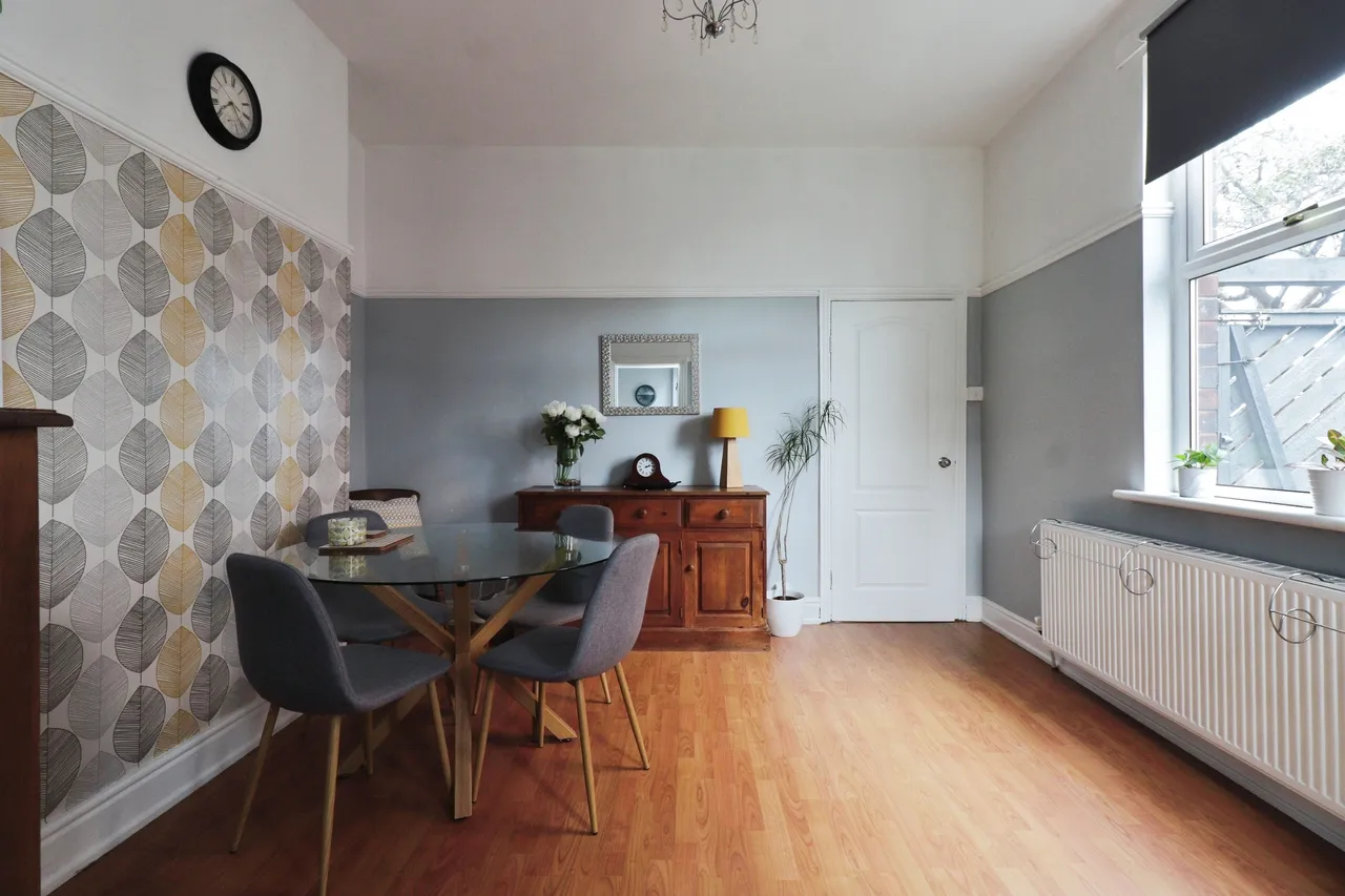 Derbyshire Lane, Sheffield, S8, photo 4