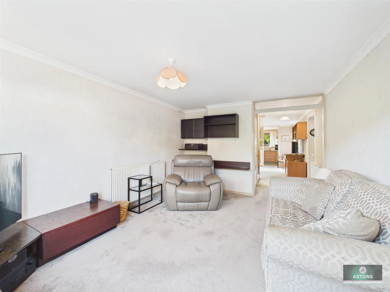 Linden Close, Furnace Green, photo 16