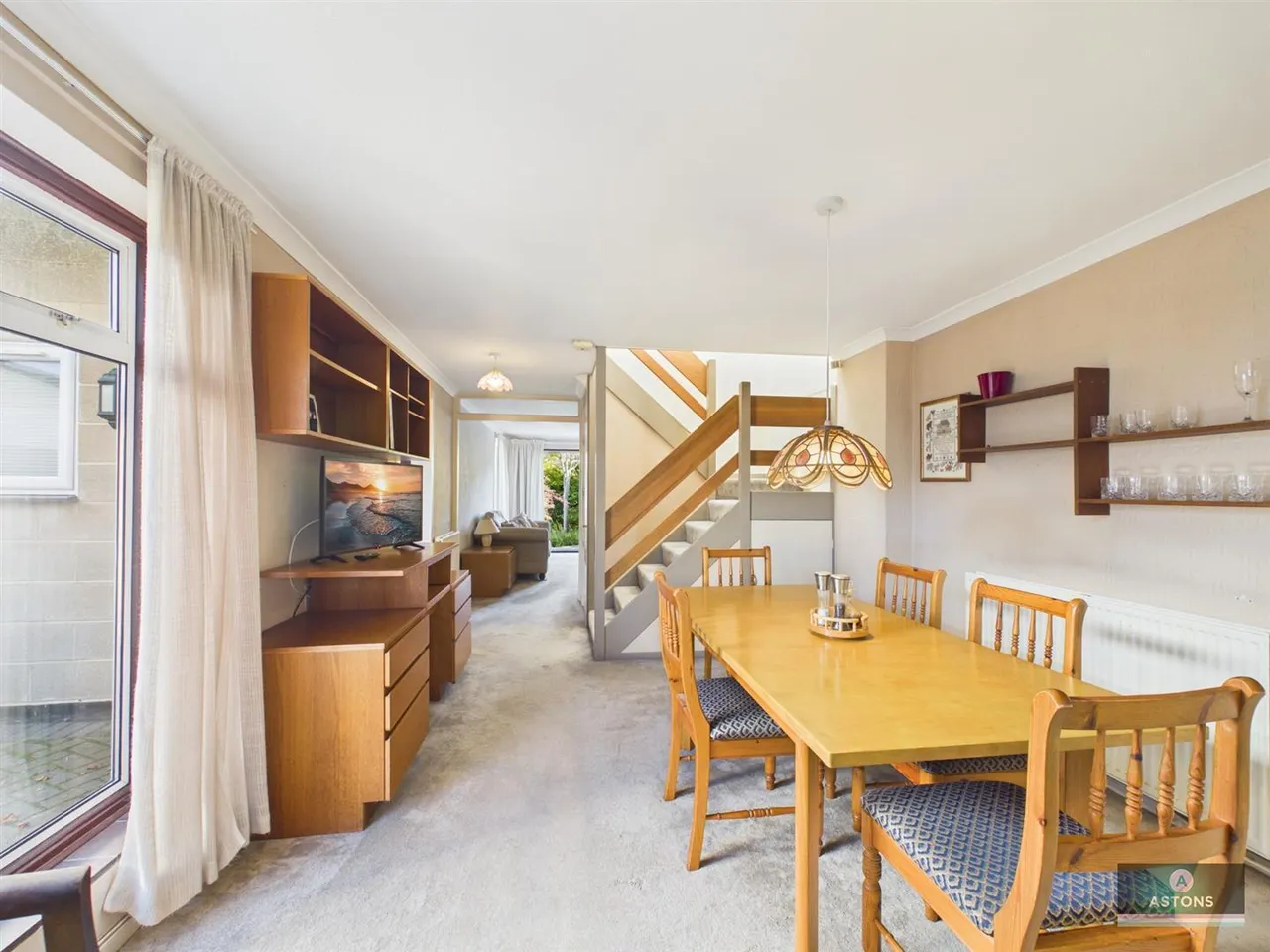 Linden Close, Furnace Green, photo 4