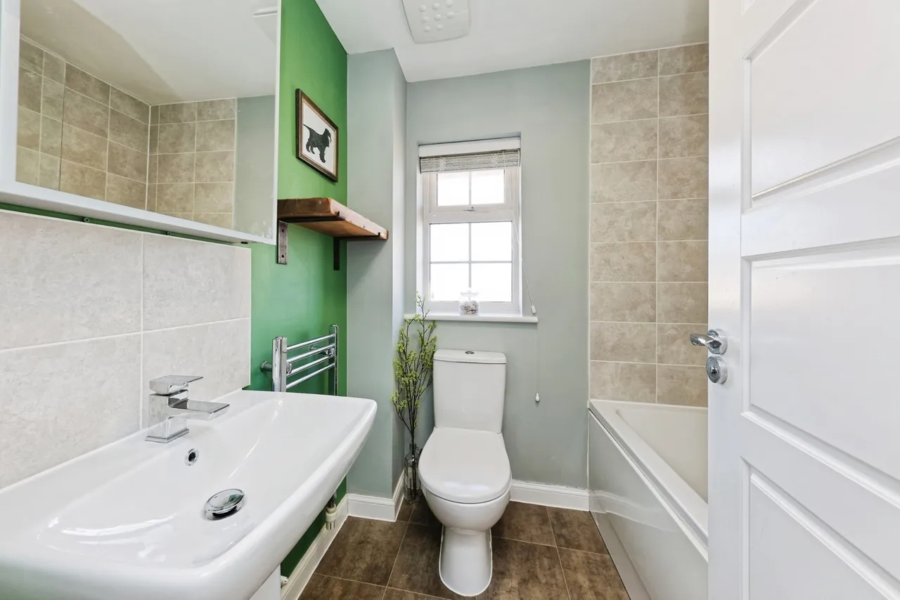 Central Boulevard, Aylesham, Canterbury, Kent, CT3, photo 15