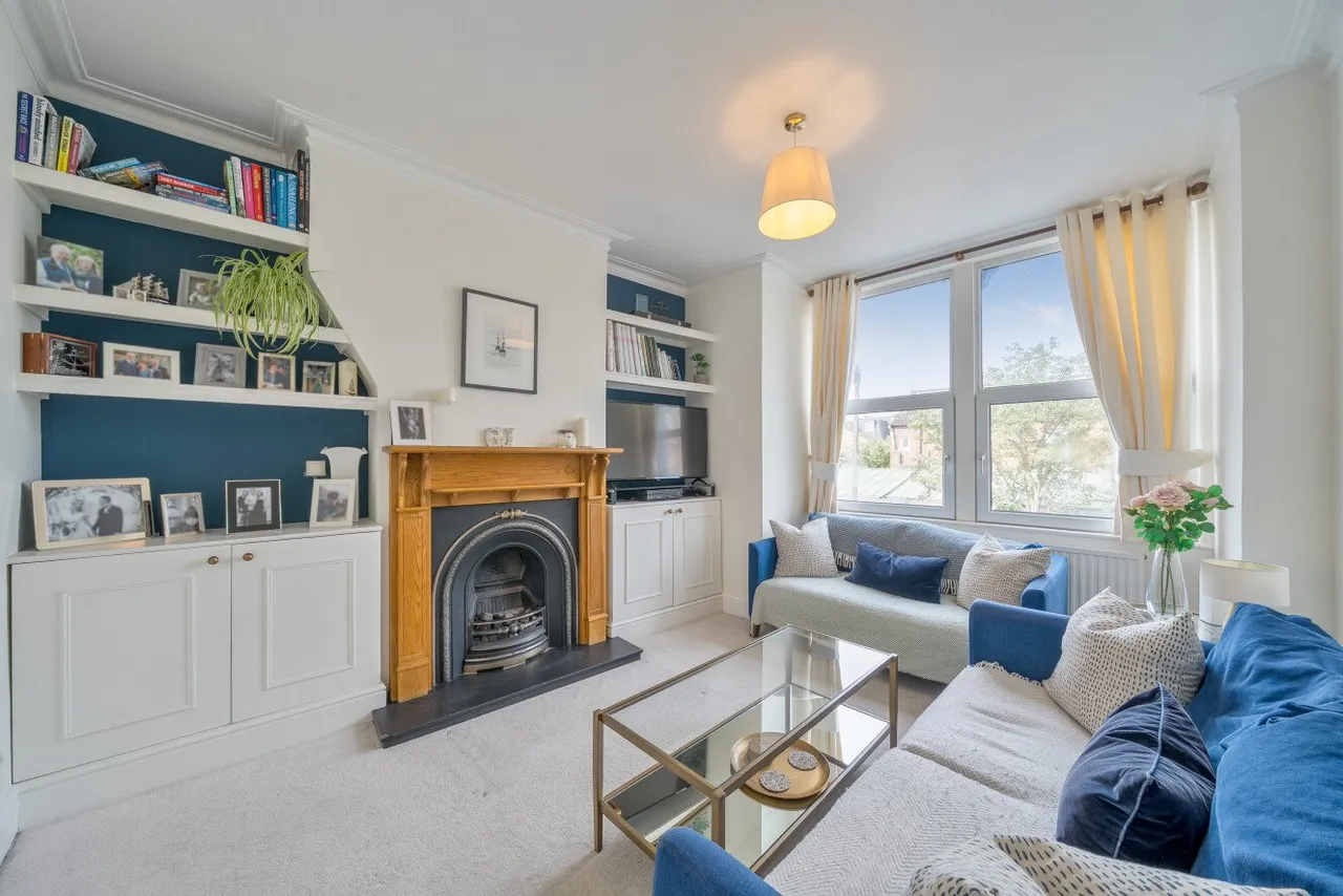 Astonville Street, Southfields, London, SW18, photo 2