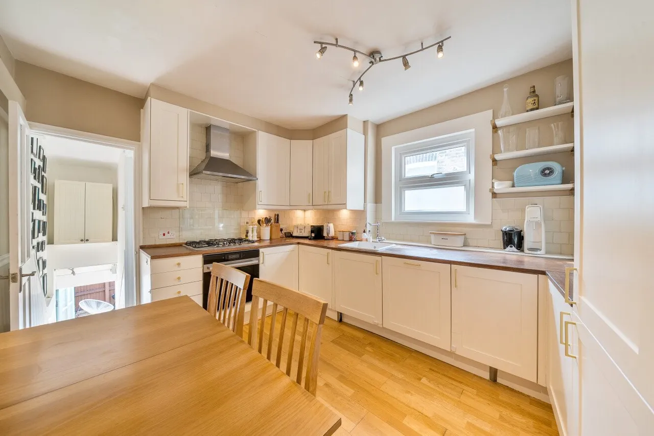 Astonville Street, Southfields, London, SW18, photo 3