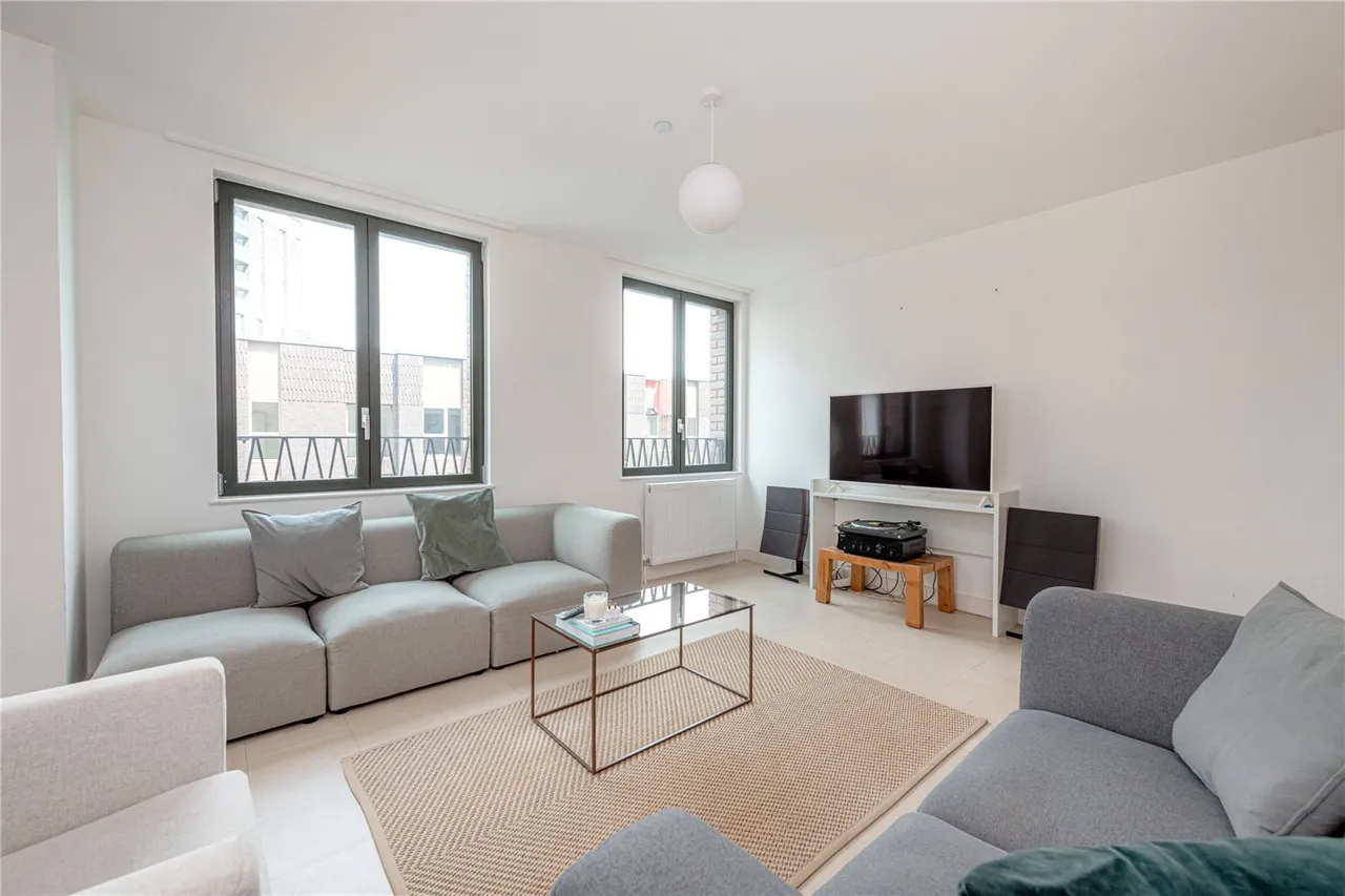 York Way, King's Cross, N1C, photo 2