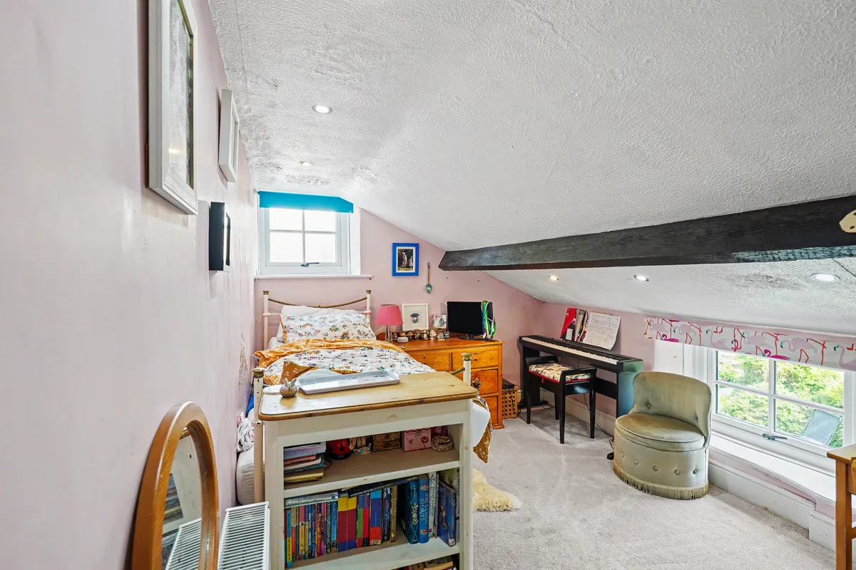 Ackworth, WF7, photo 10