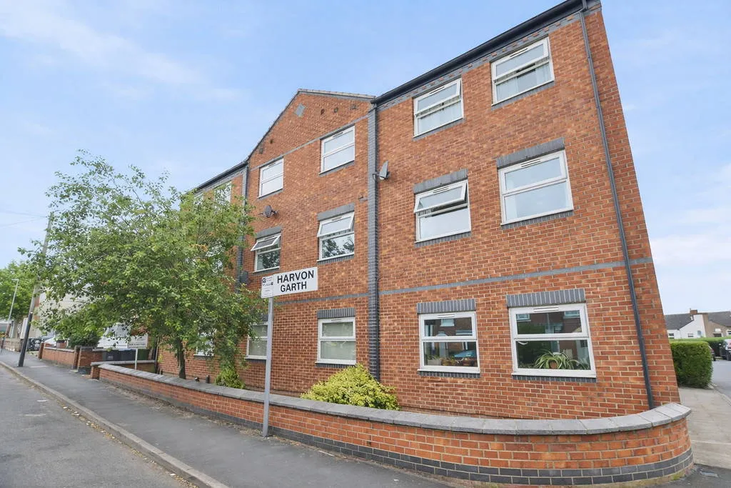 1 bed flat for sale — Harvon Garth, Cambridge Street, Rugby, CV21 3FH