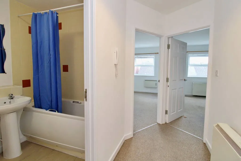 Harvon Garth, Cambridge Street, Rugby, CV21 3FH, photo 6