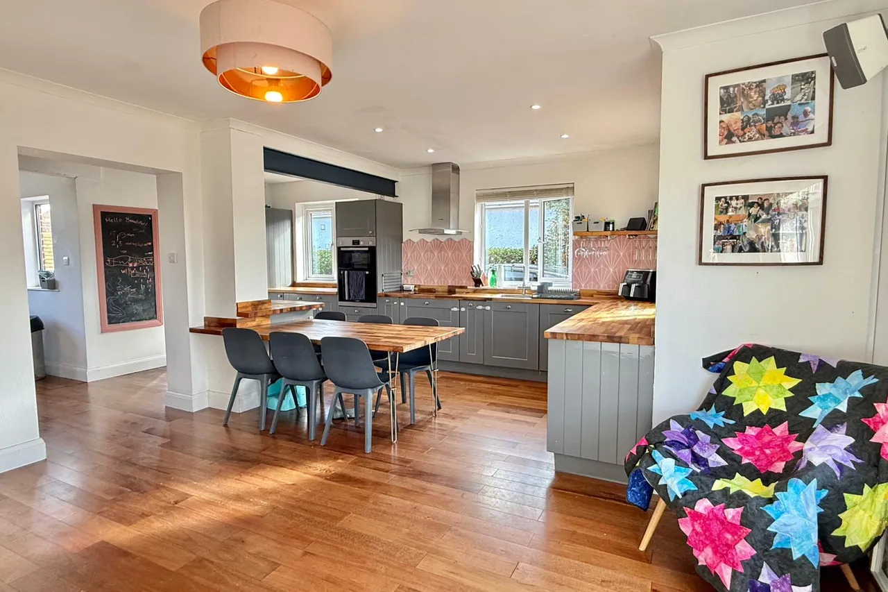 Ringwood Road, Sopley, BH23, photo 7