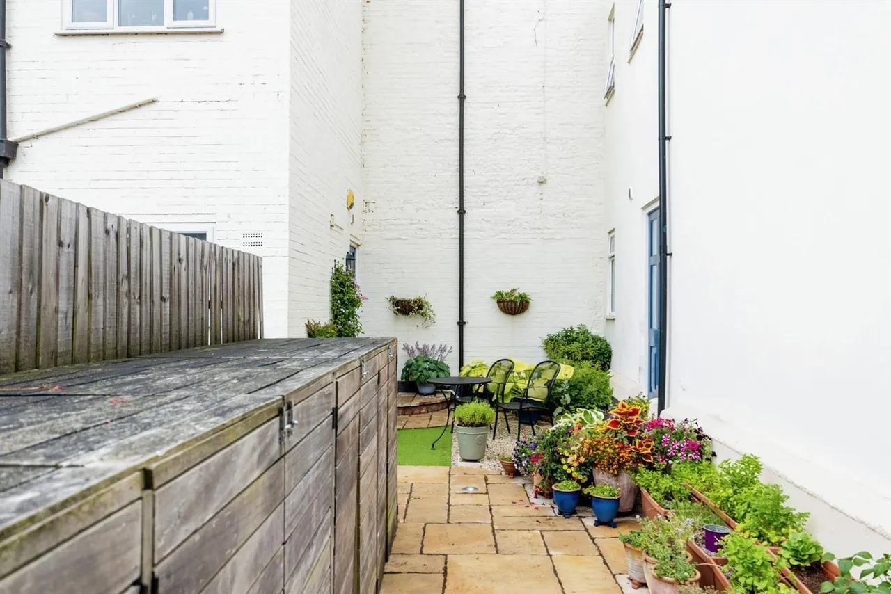 29 Bridge Street, Pershore, WR10, photo 17