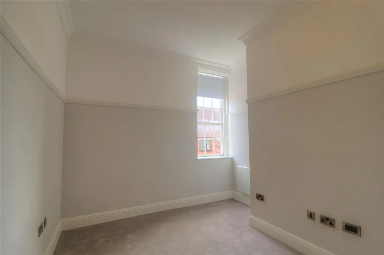 29 Bridge Street, Pershore, WR10, photo 11