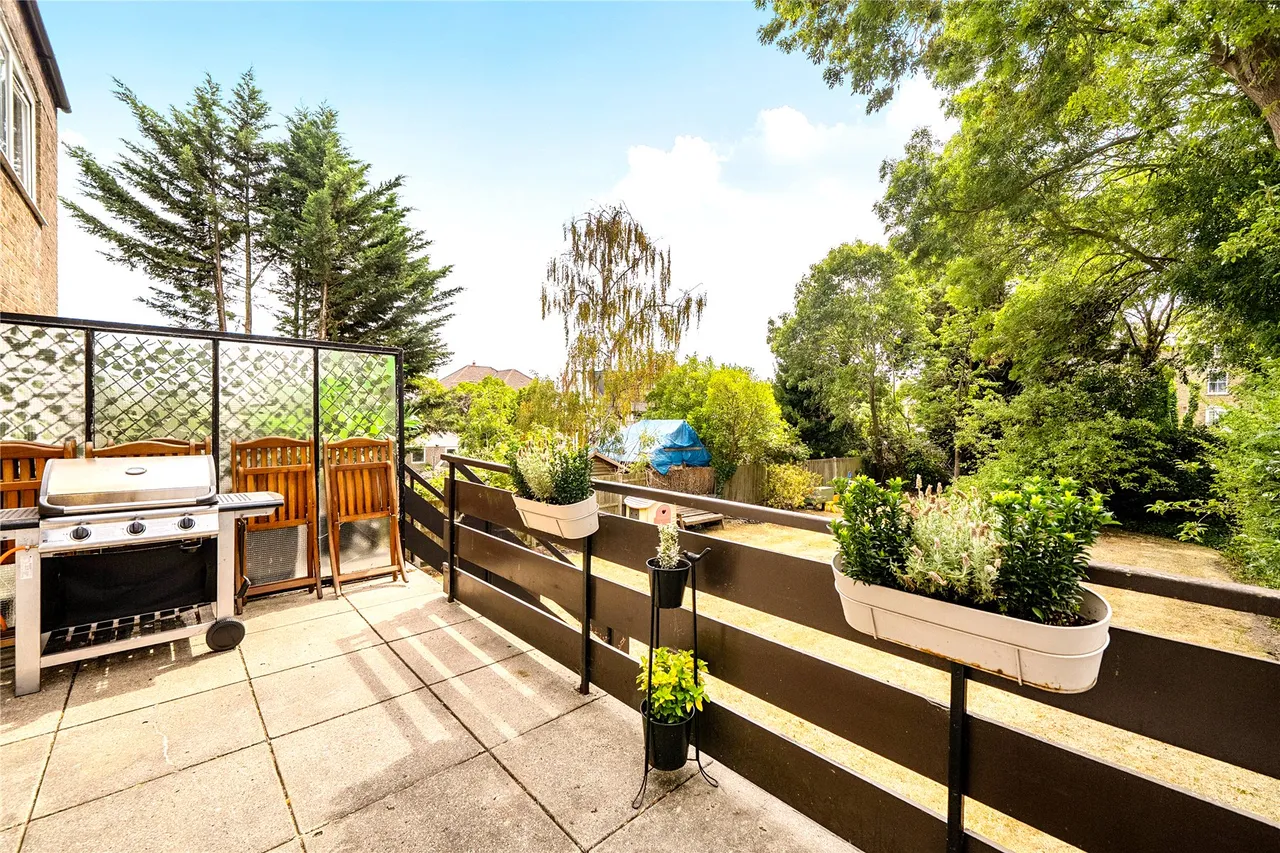 The Avenue, Surbiton, KT5, photo 13