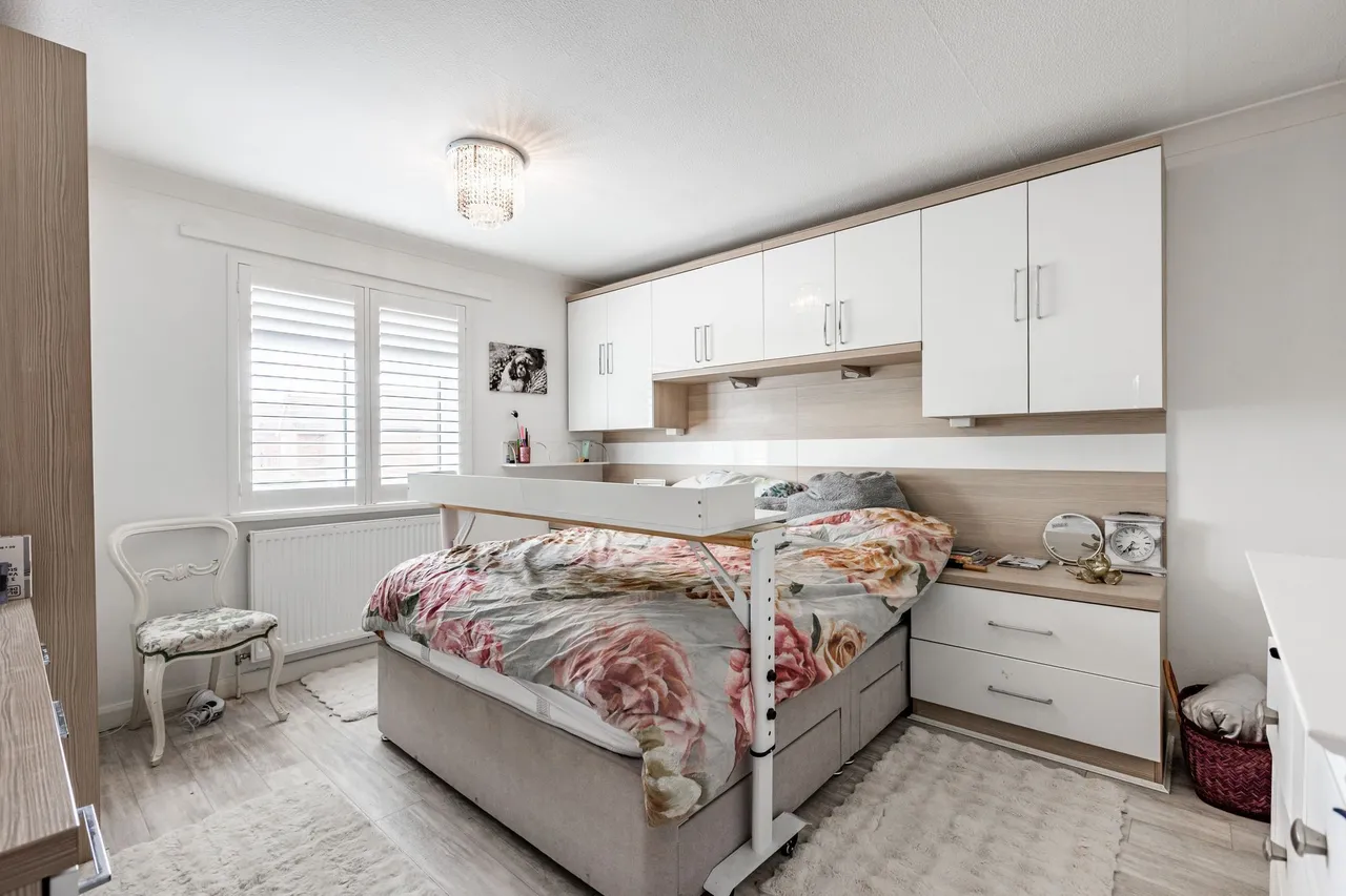South Wootton, photo 15