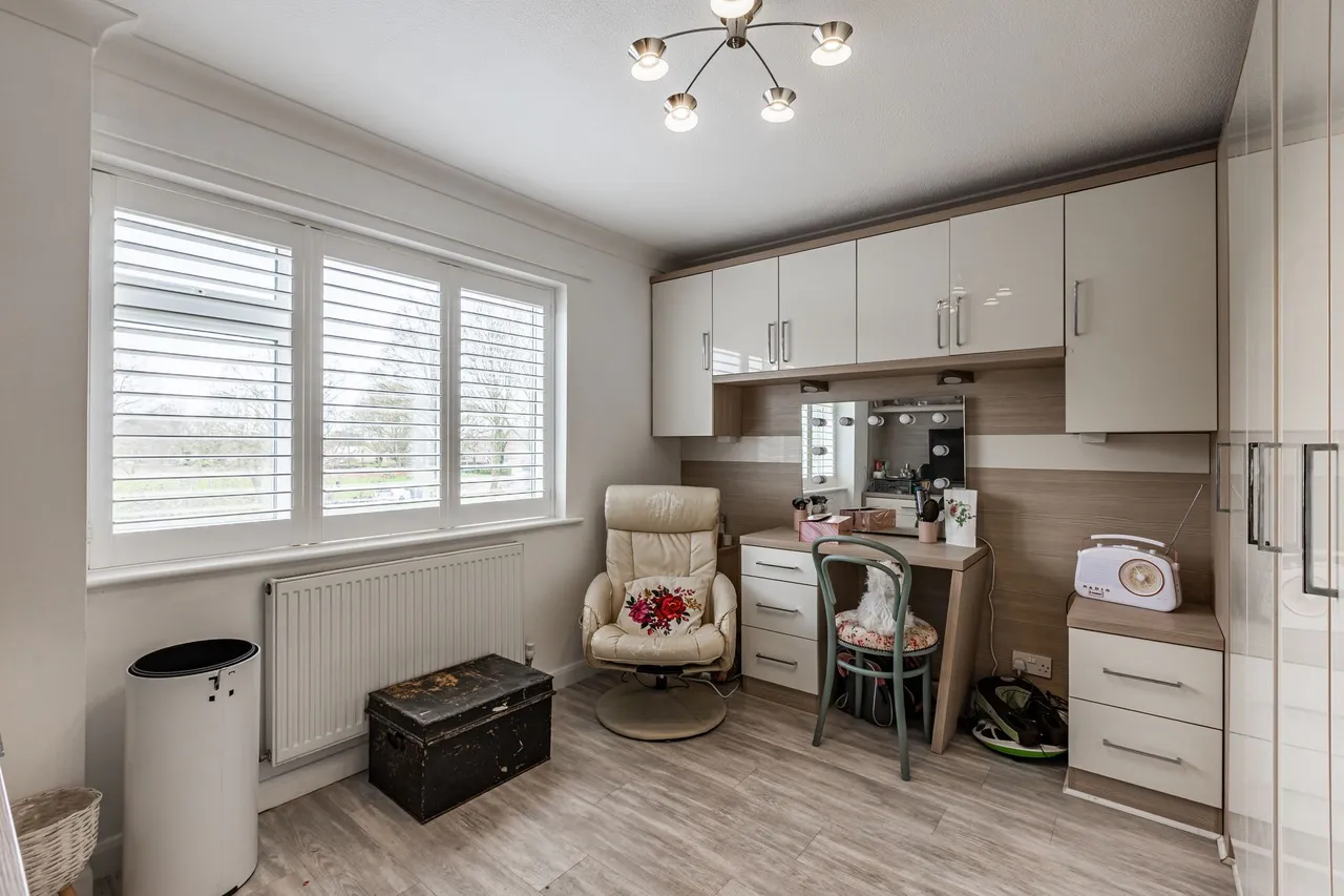 South Wootton, photo 17
