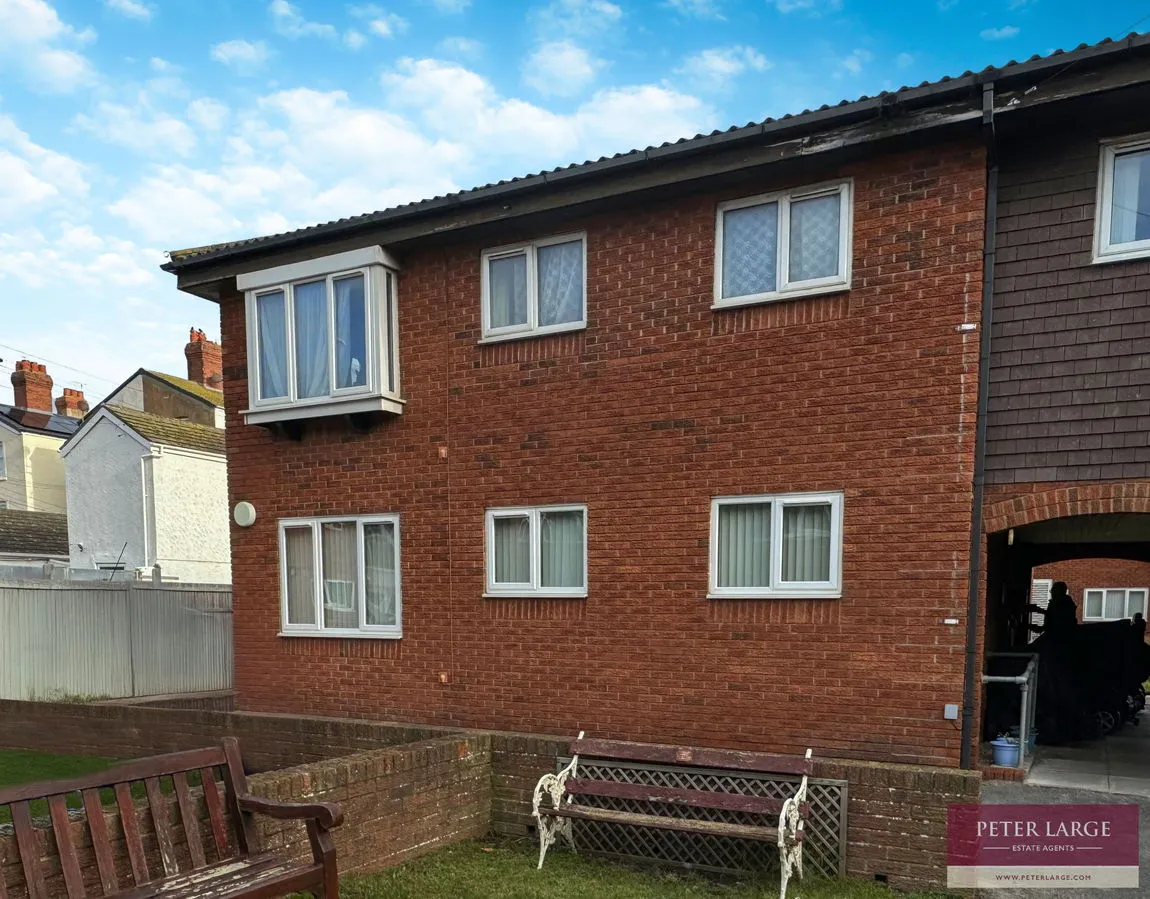 Russell Road, Rhyl, LL18 3DJ, photo 12