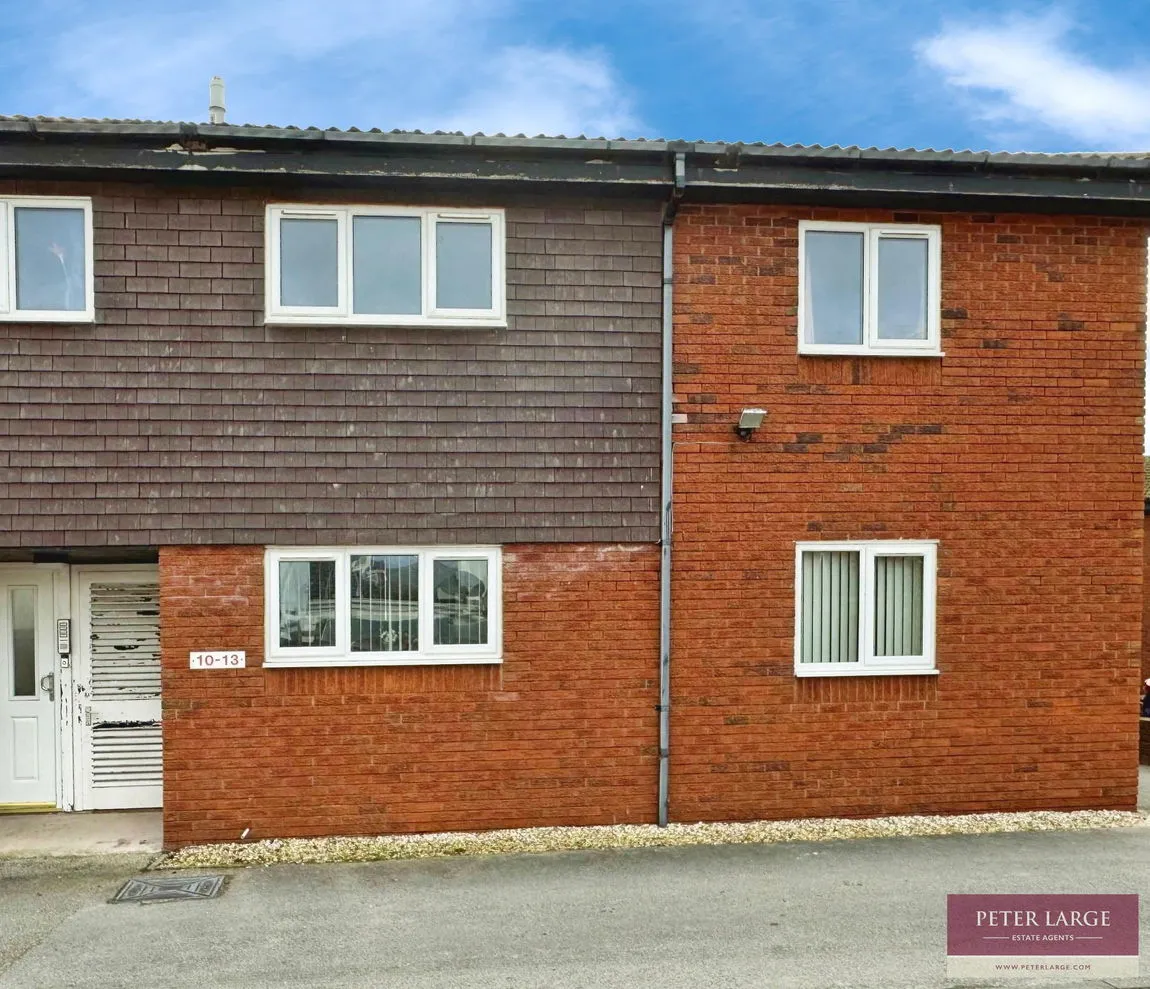 Russell Road, Rhyl, LL18 3DJ, photo 11