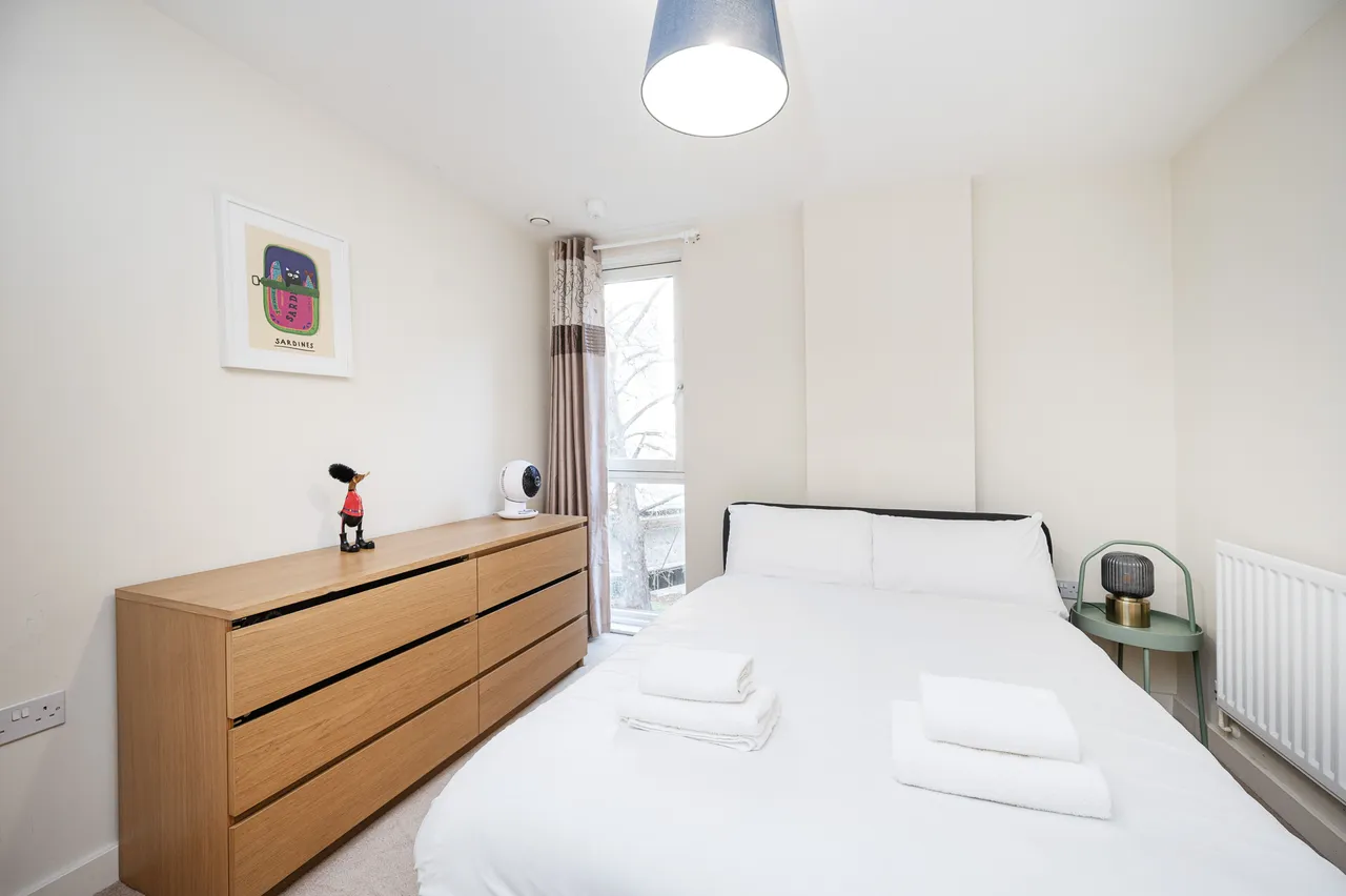 Flat 35 Hoxton Wharf, 14 Wiltshire Row, London, photo 7