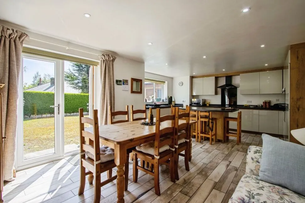 Tong Moor Side, Birkenshaw, BD11, photo 9