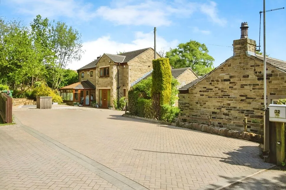 Tong Moor Side, Birkenshaw, BD11, photo 5