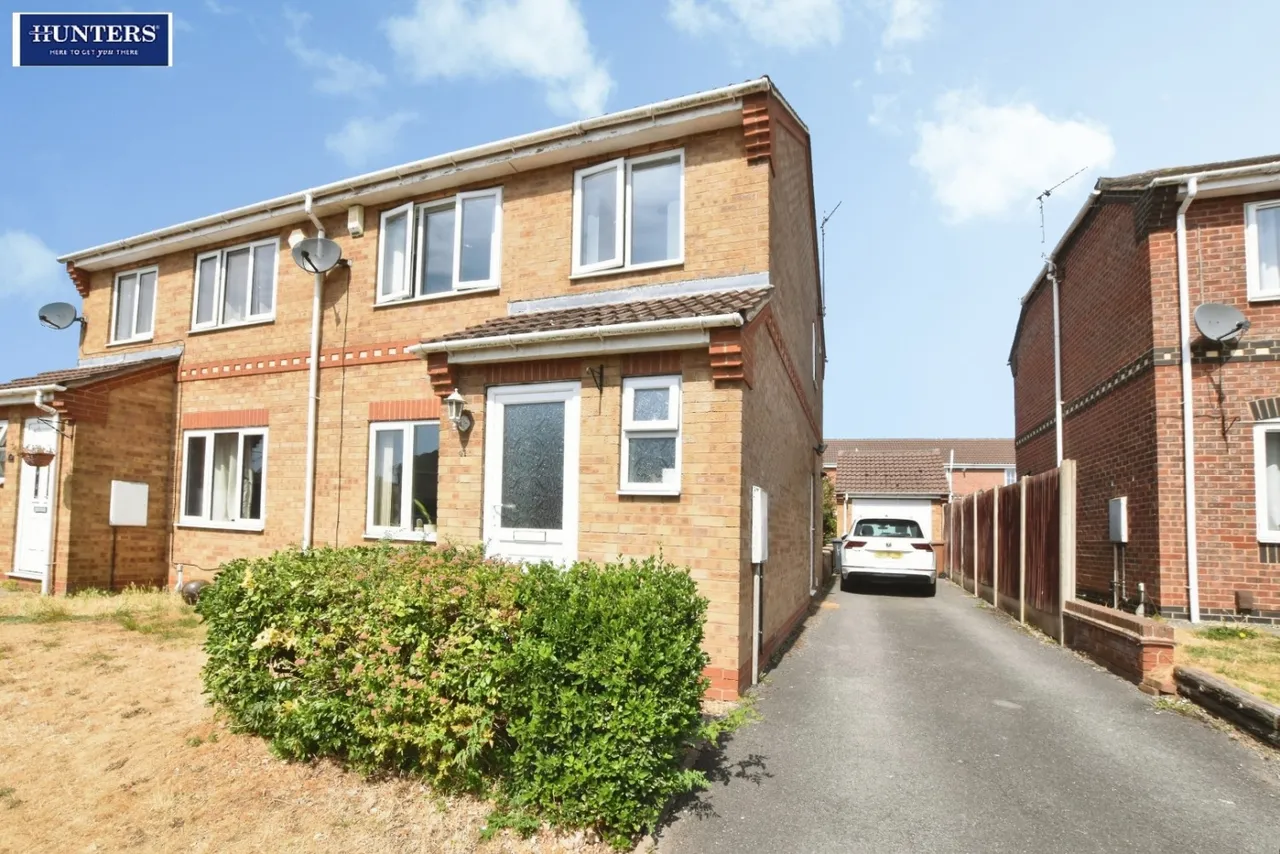 3 bed house for sale — Burdock Road, Scunthorpe