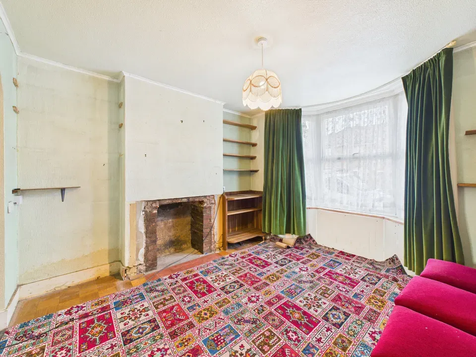 New Street, Horsham, photo 14