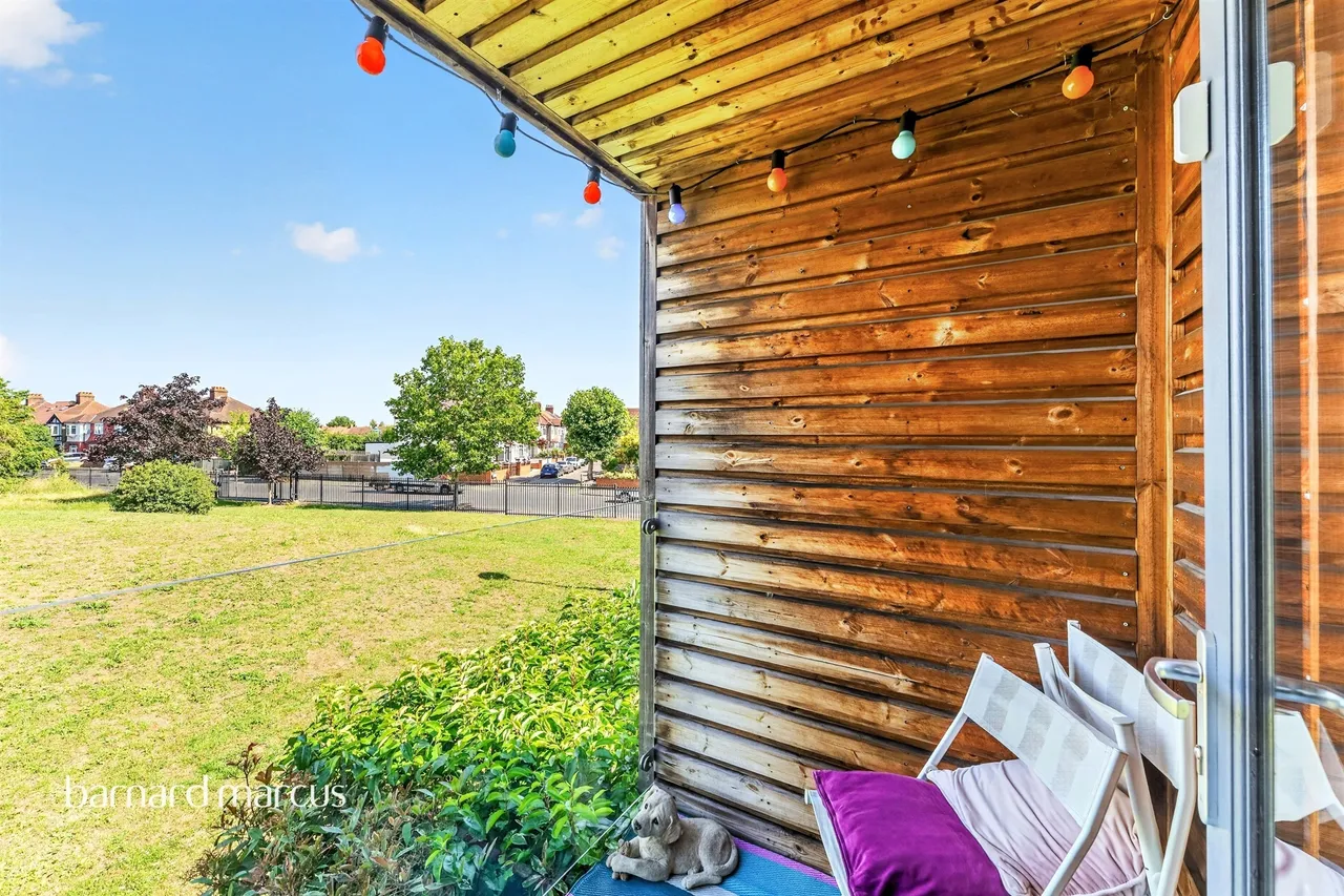 Tomblin Mews, London, SW16, photo 12