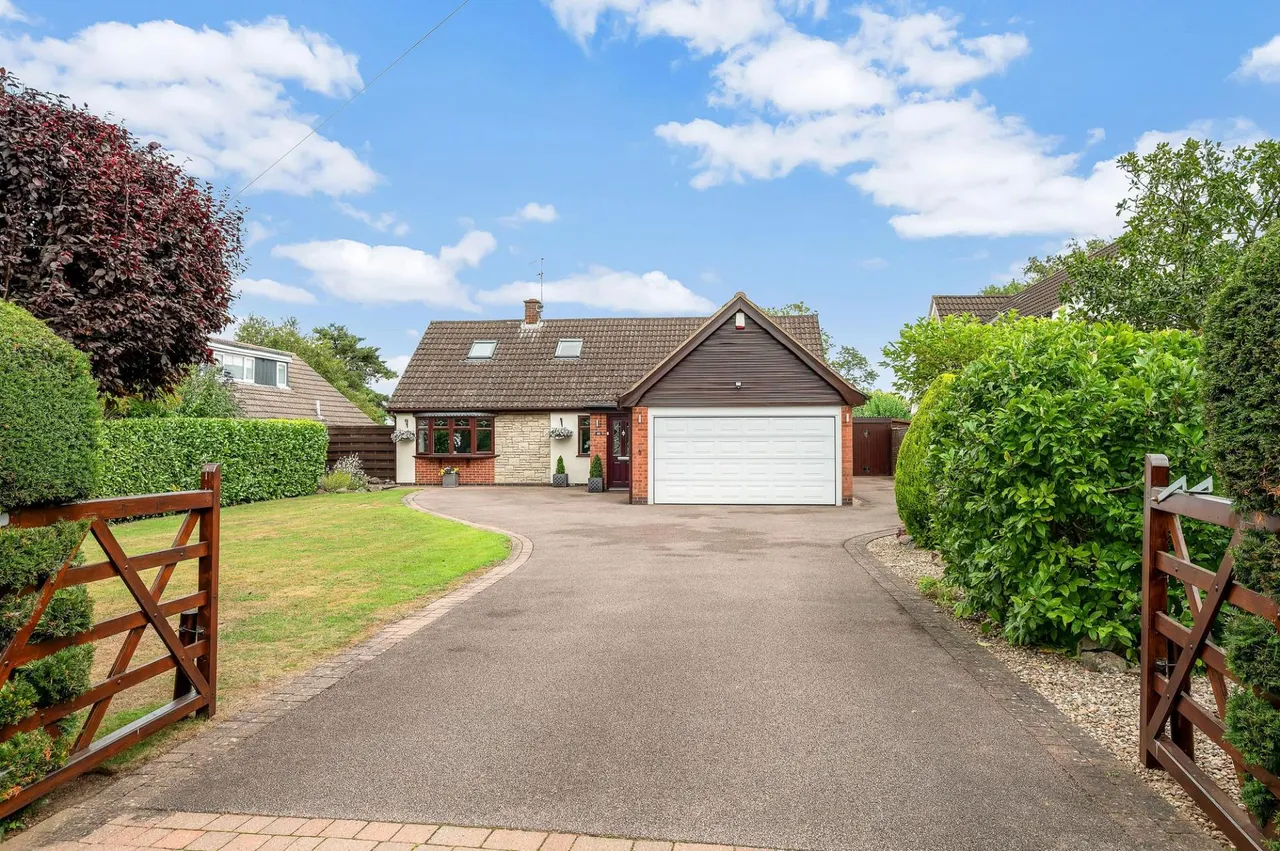 Main Street, Kirby Bellars, LE14, photo 6