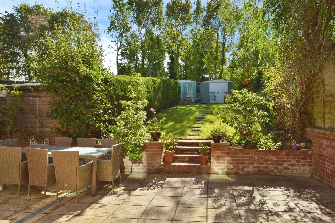 Church Hill, Two Mile Ash, MK8, photo 16