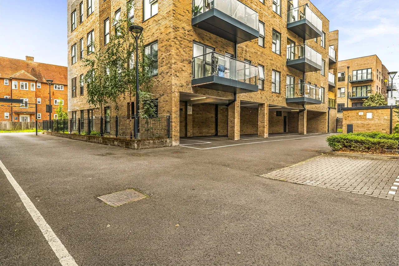 Henbury Way, Watford, WD19, photo 11