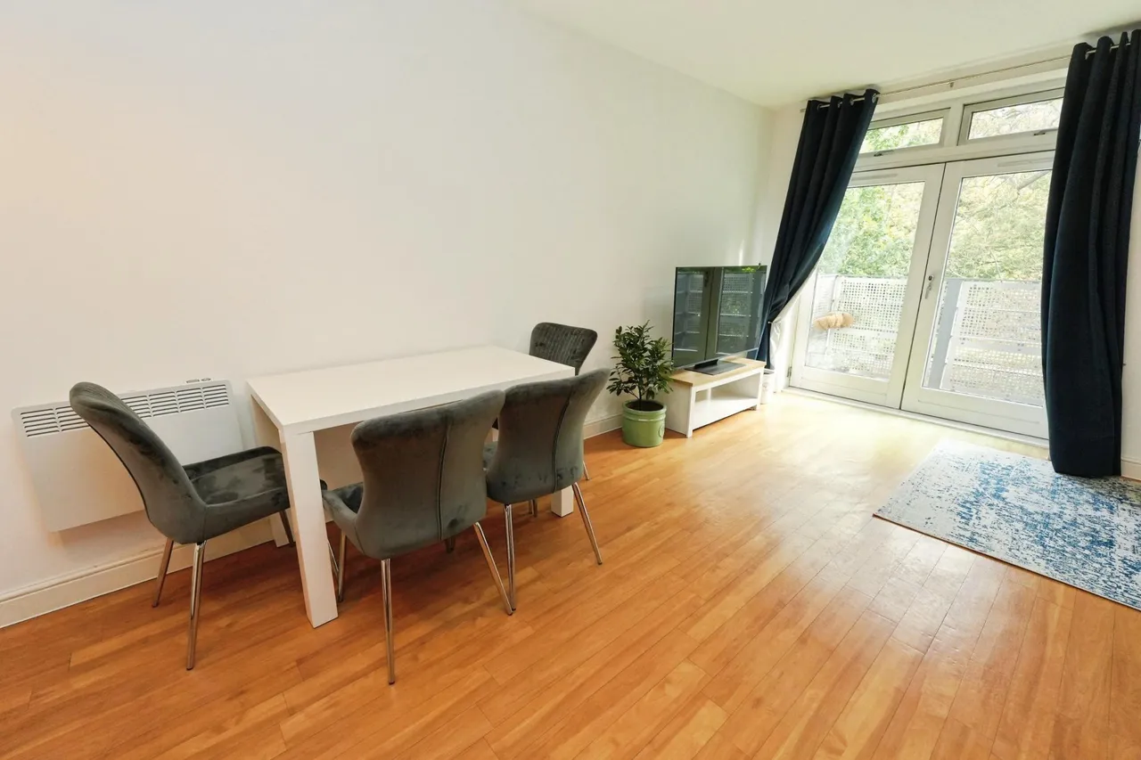Griffin Close, Northfield, B31, photo 6