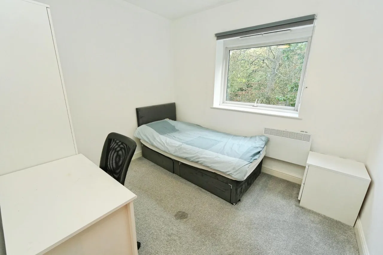 Griffin Close, Northfield, B31, photo 11