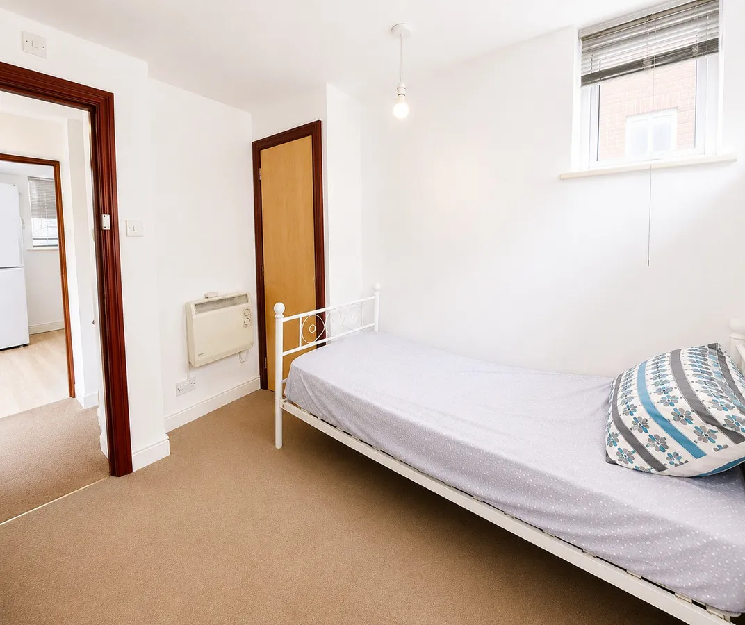 London, SW19, photo 6