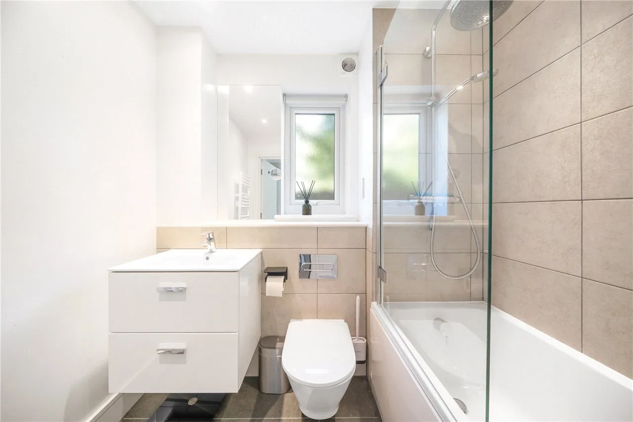 Hollamby Lane, London, SE27, photo 10