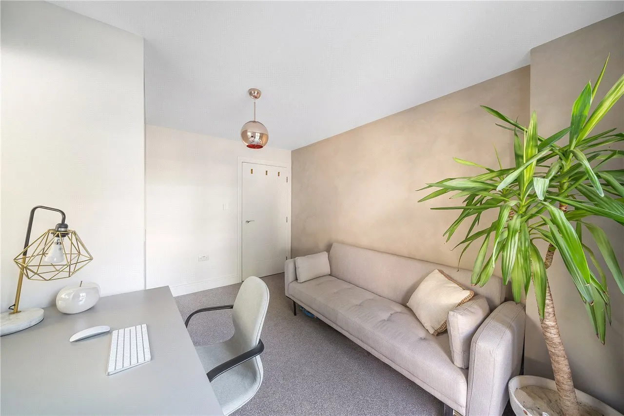 Hollamby Lane, London, SE27, photo 9