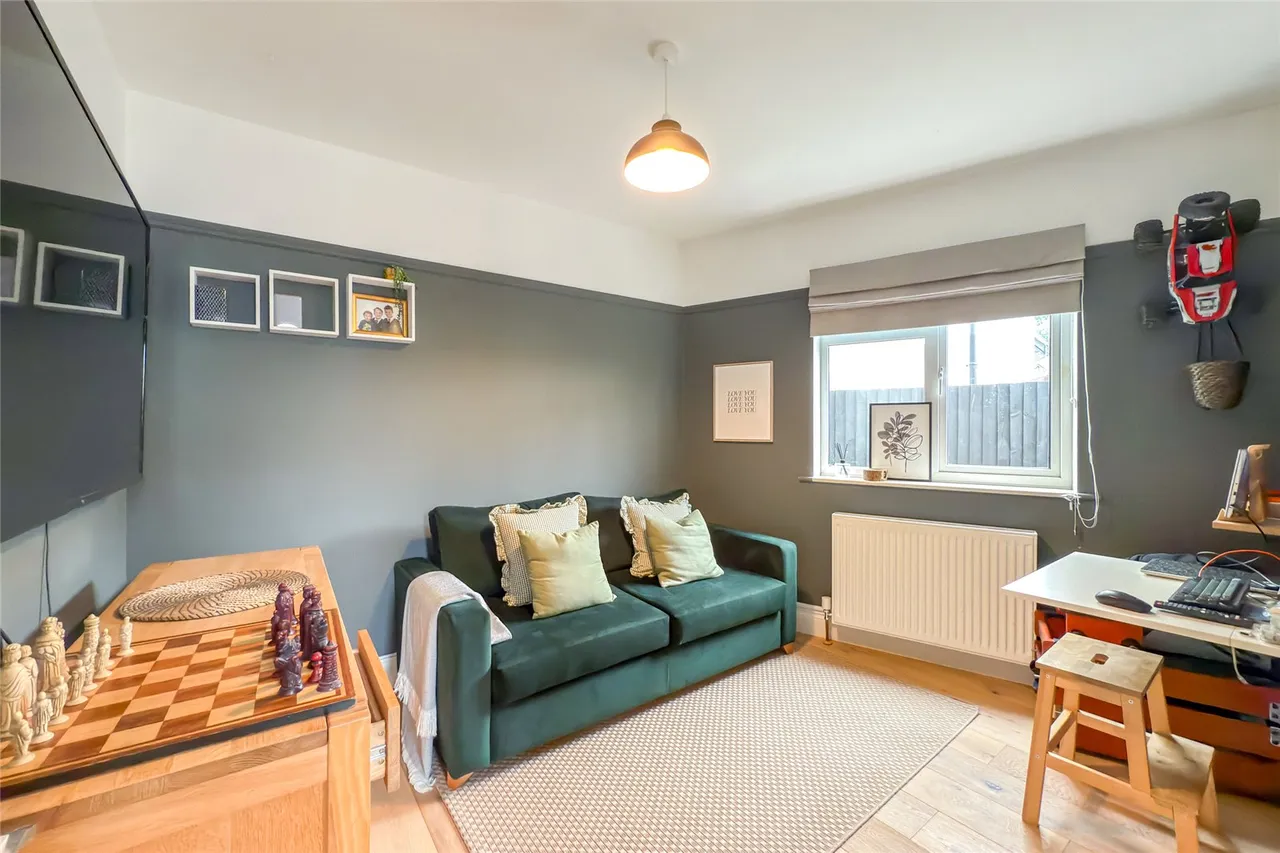 Linden Crescent, St. Albans, Hertfordshire, AL1 5DD, photo 9