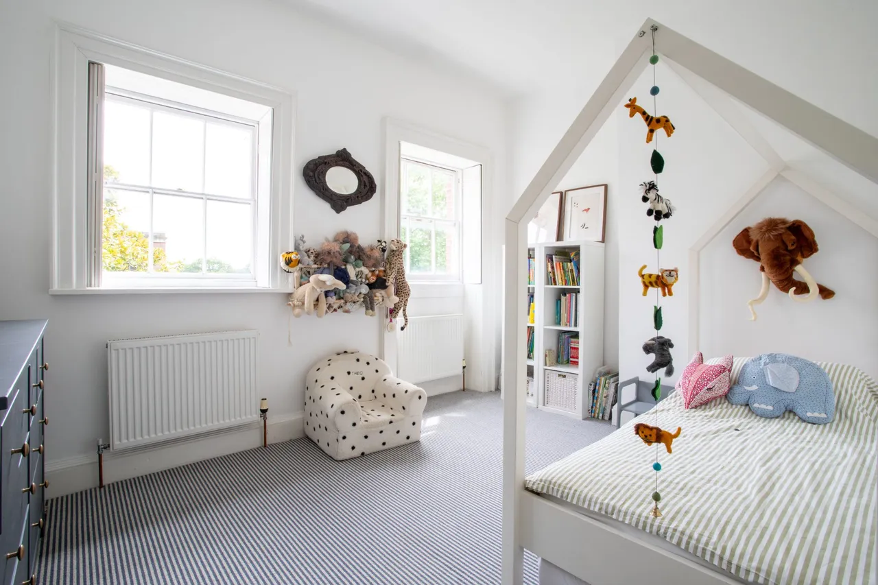 The Hall Binfield Park, Binfield, Bracknell, RG42 5NT, photo 15