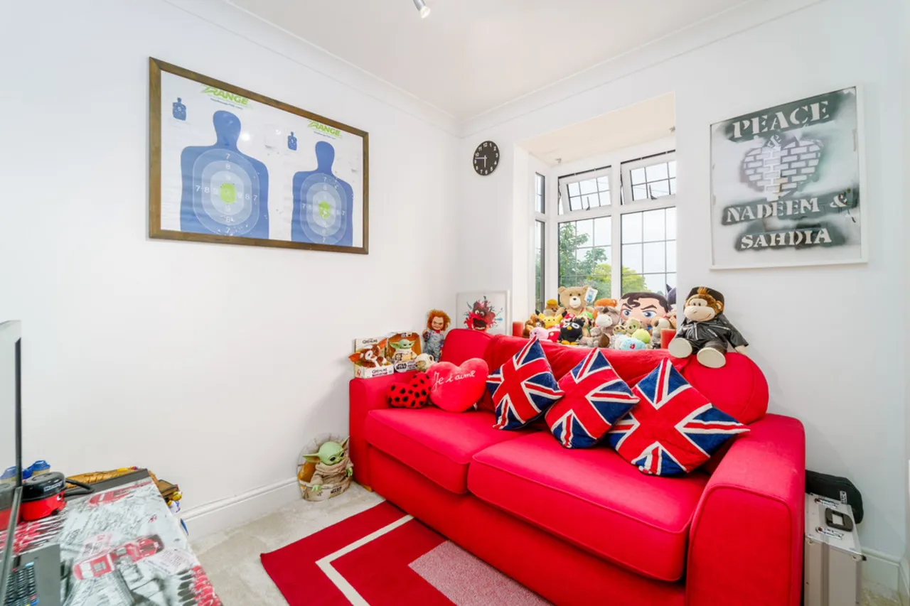 Fordbridge Road, Ashford, photo 11
