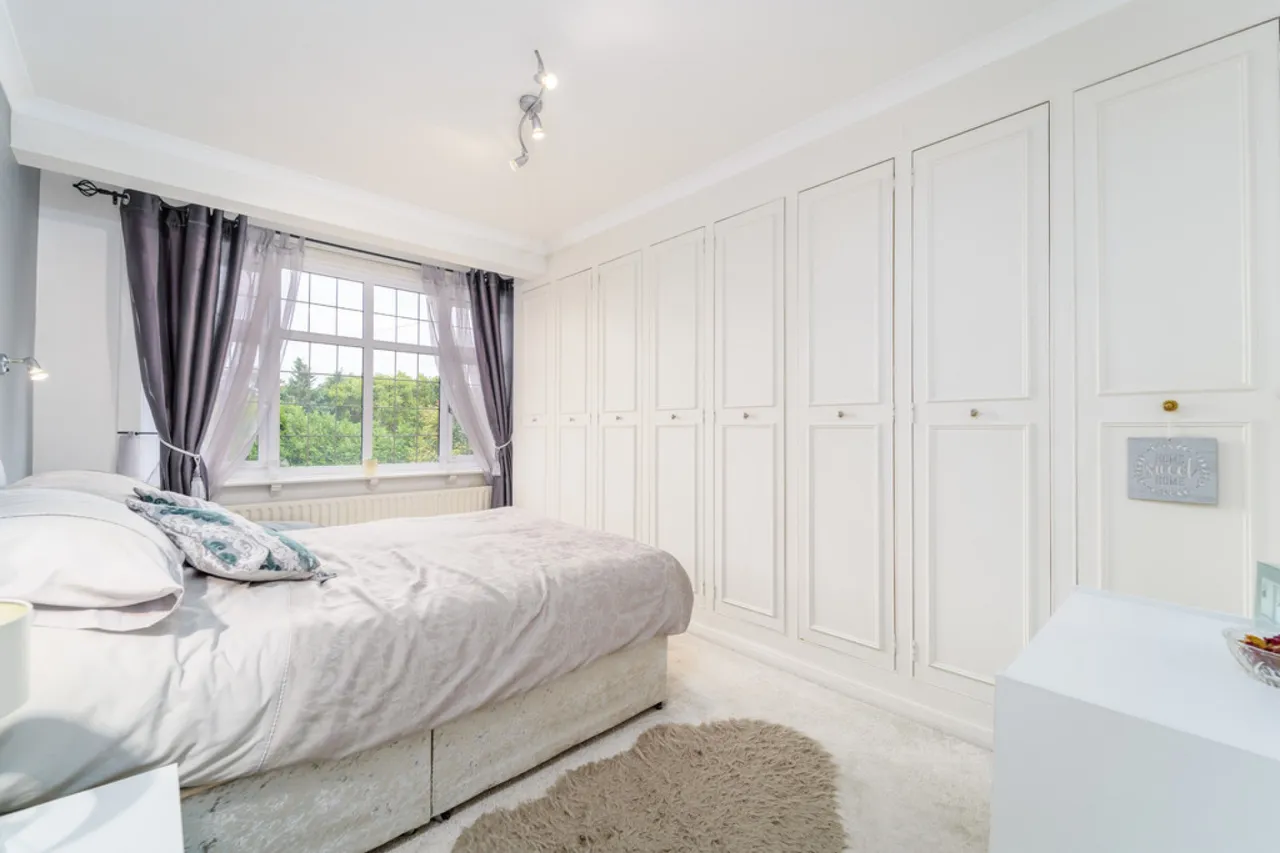 Fordbridge Road, Ashford, photo 4