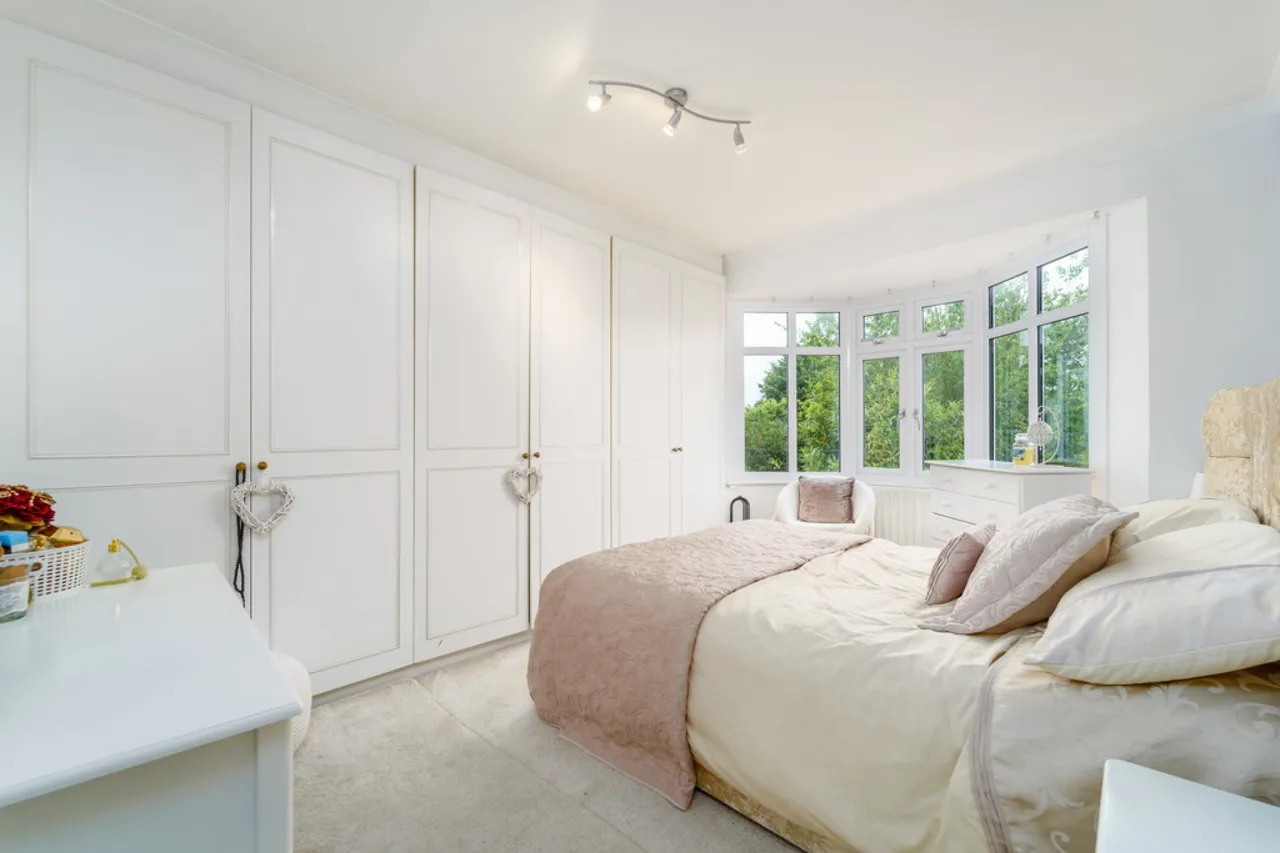 Fordbridge Road, Ashford, photo 6