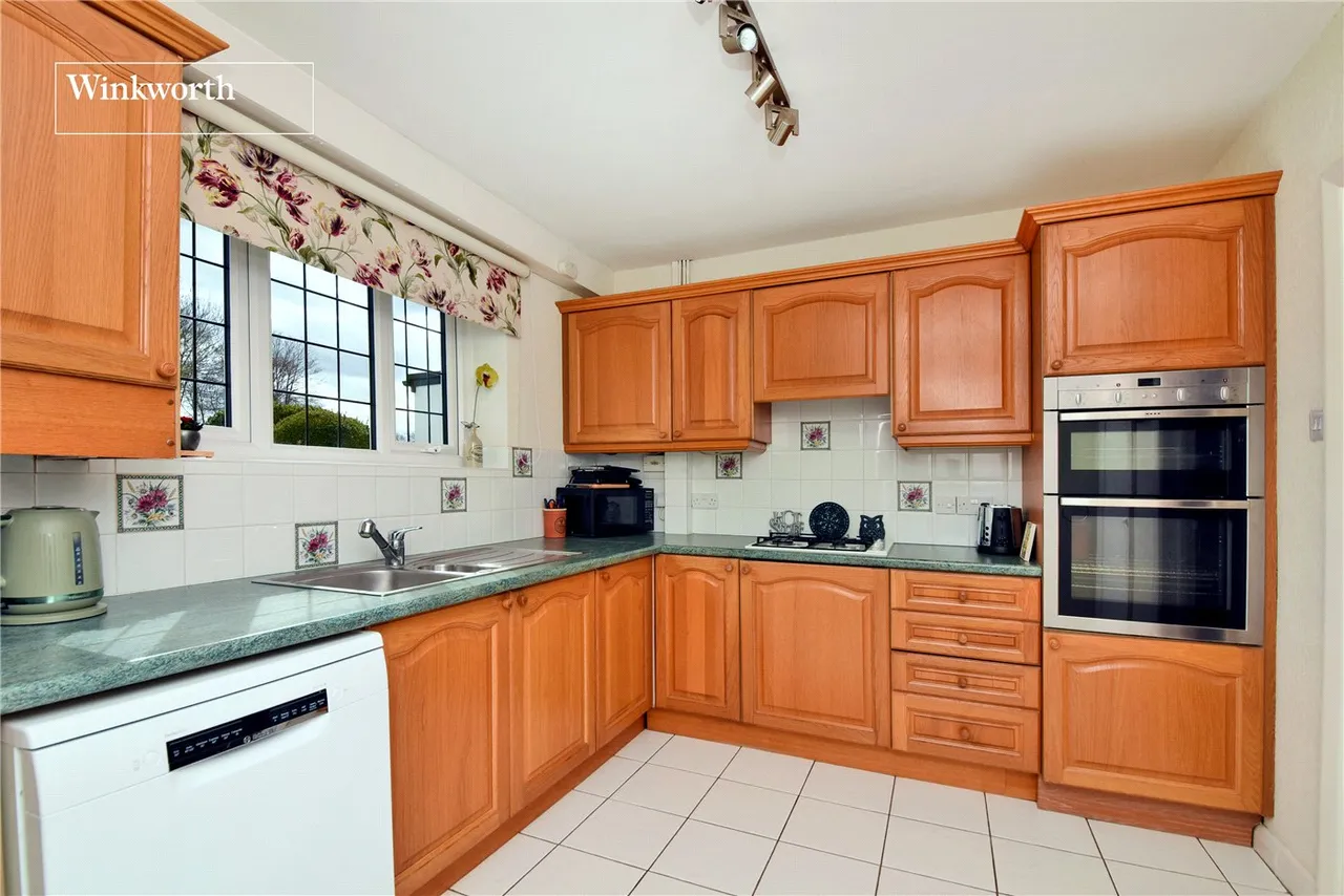 Northey Avenue, Cheam, Sutton, Surrey, SM2, photo 9