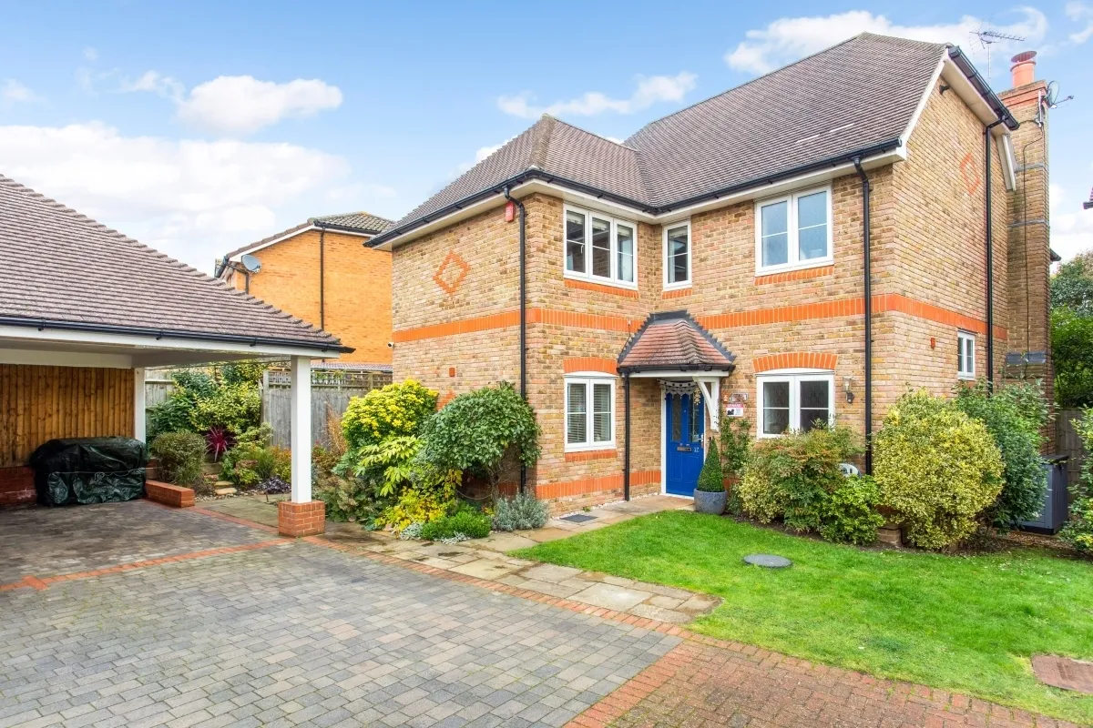 4 bed house to rent — Bushnell Place Maidenhead SL6