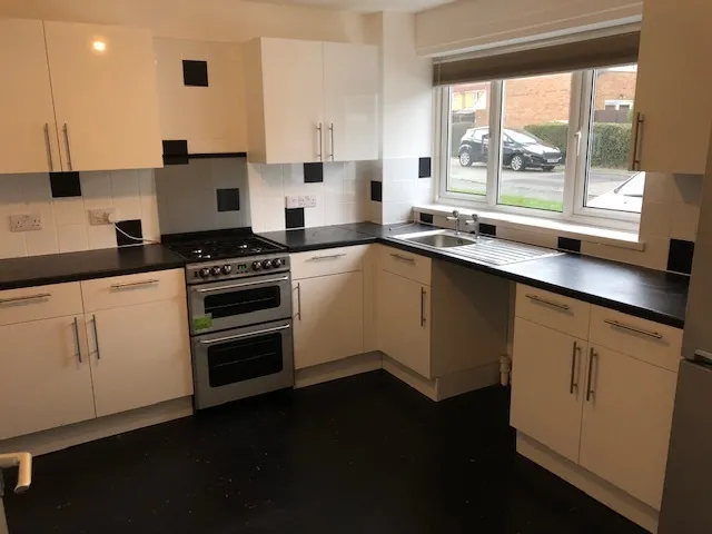 FRYERNS, BASILDON, photo 2